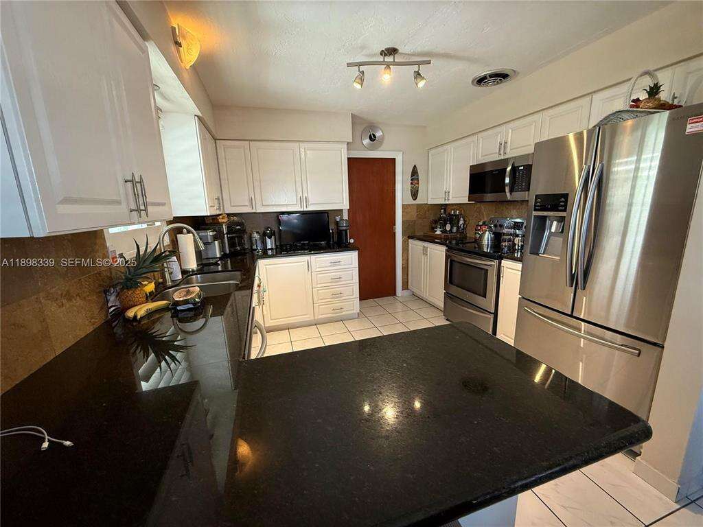1743 Rodman, Hollywood, FL 33020 - For Sale photo 4