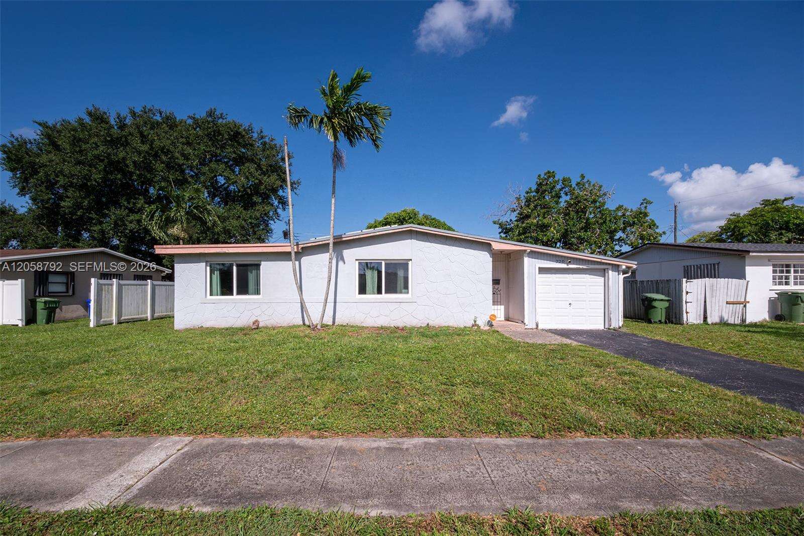 220 65th Ave, Pembroke Pines, FL 33023 - For Sale photo 1