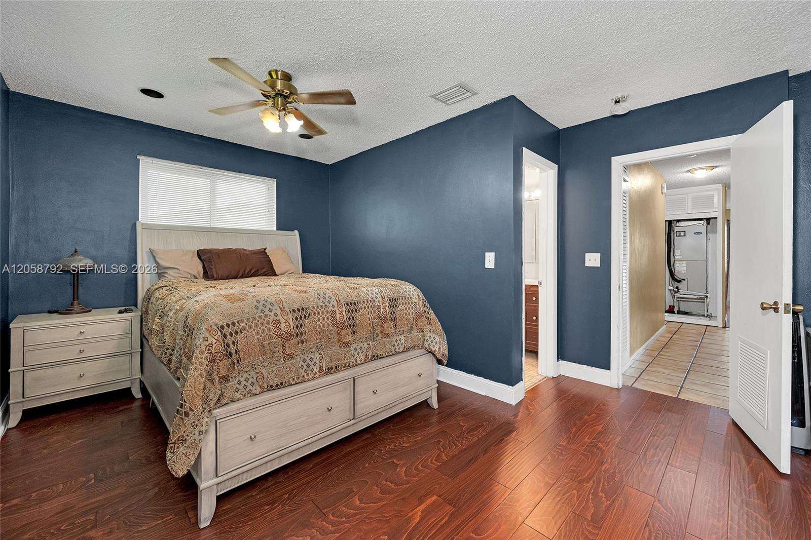 220 65th Ave, Pembroke Pines, FL 33023 - For Sale photo 11