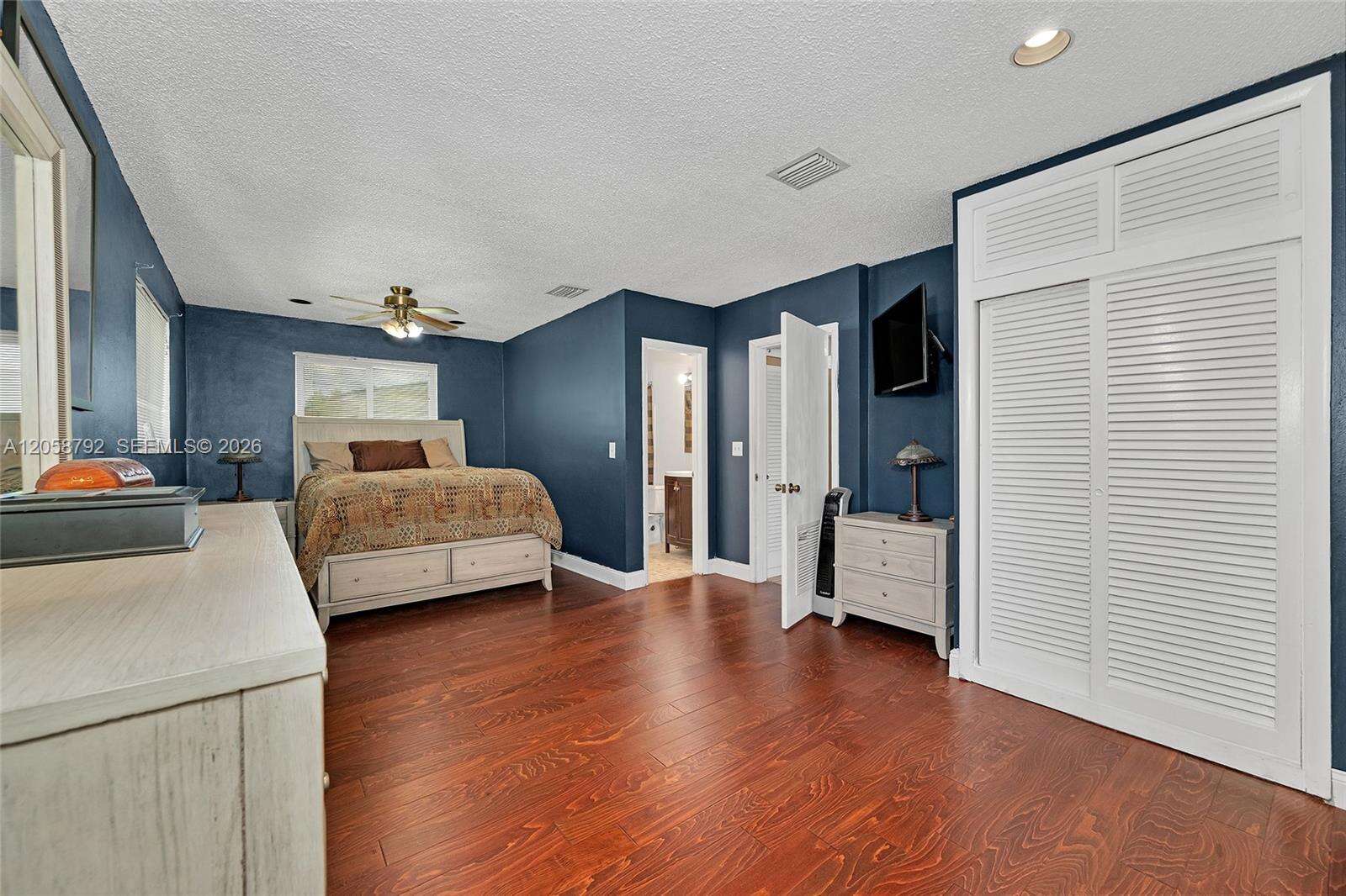 220 65th Ave, Pembroke Pines, FL 33023 - For Sale photo 12