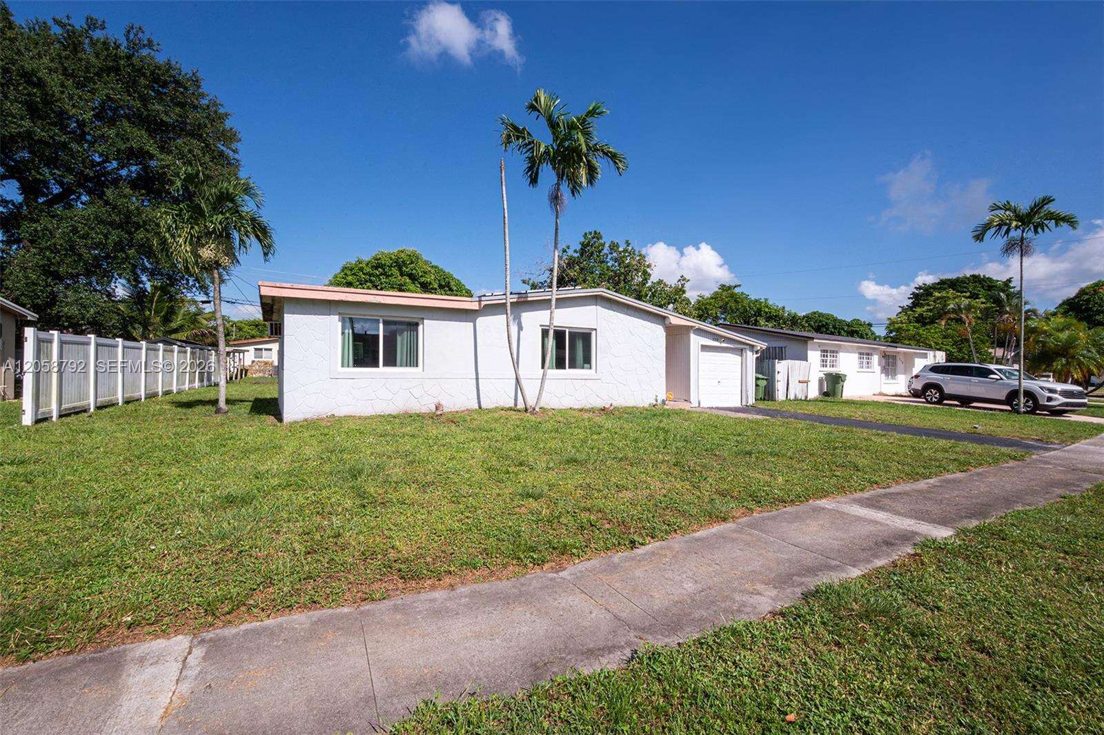 220 65th Ave, Pembroke Pines, FL 33023 - For Sale photo 3
