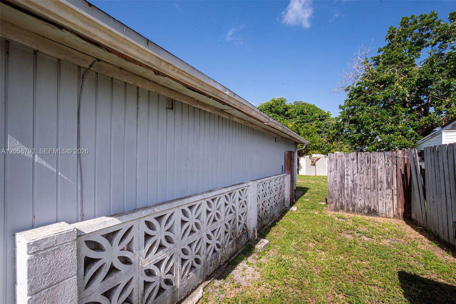 220 65th Ave, Pembroke Pines, FL 33023 - For Sale photo 27