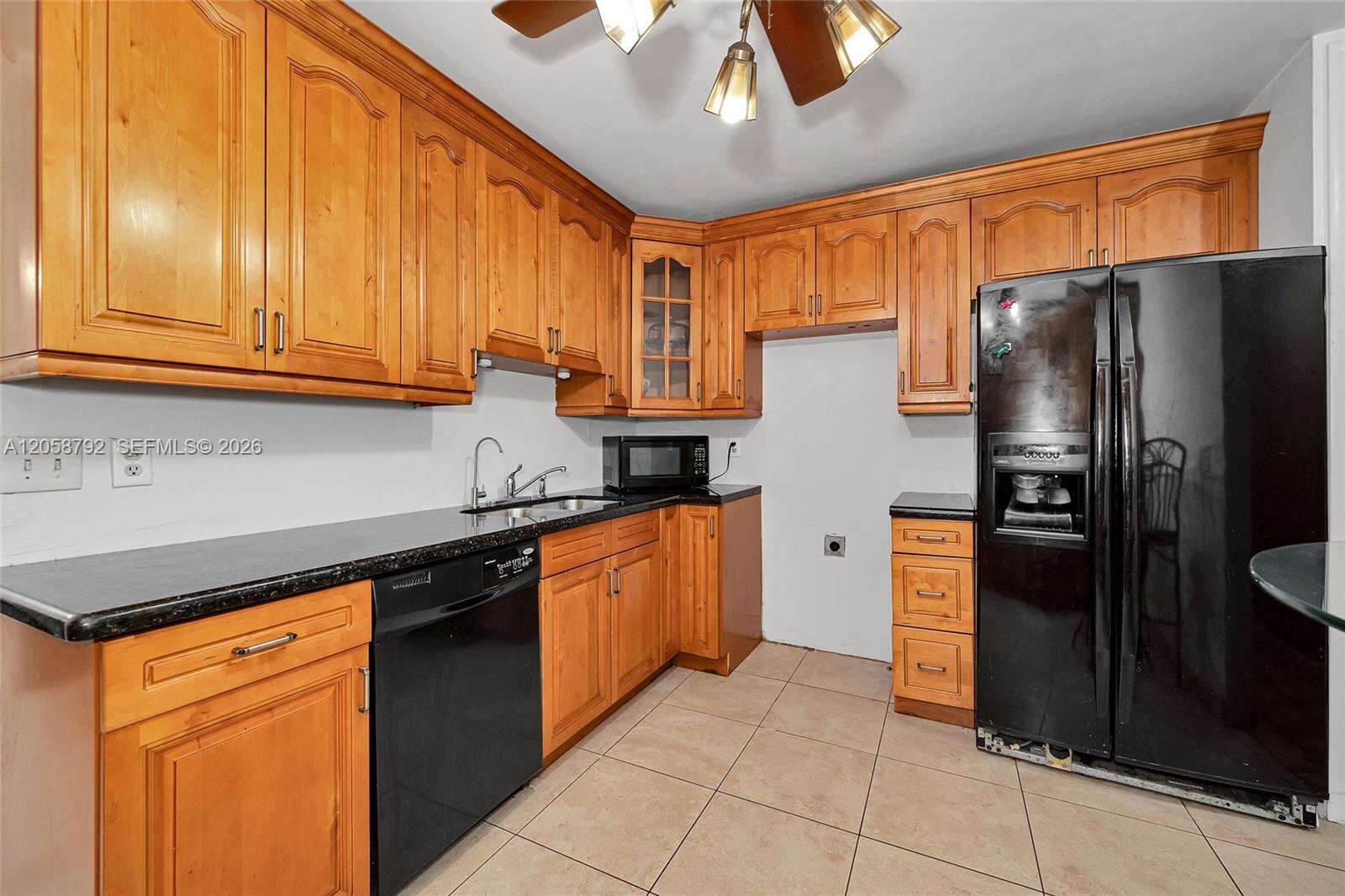 220 65th Ave, Pembroke Pines, FL 33023 - For Sale photo 7