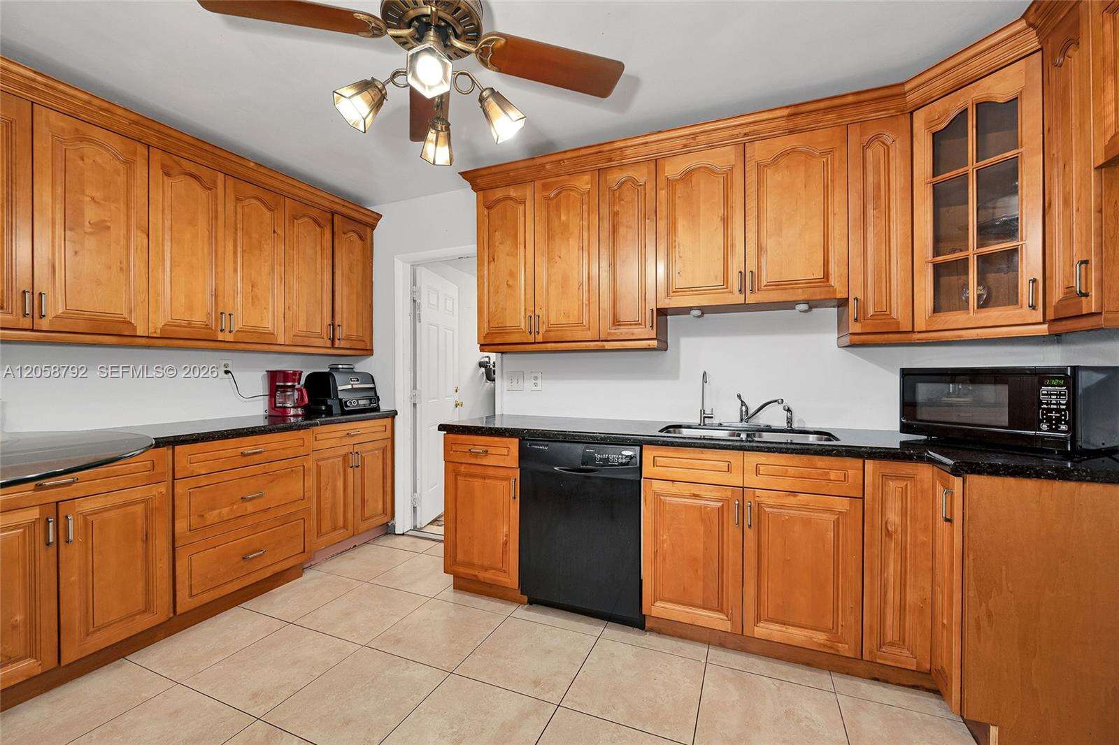 220 65th Ave, Pembroke Pines, FL 33023 - For Sale photo 10