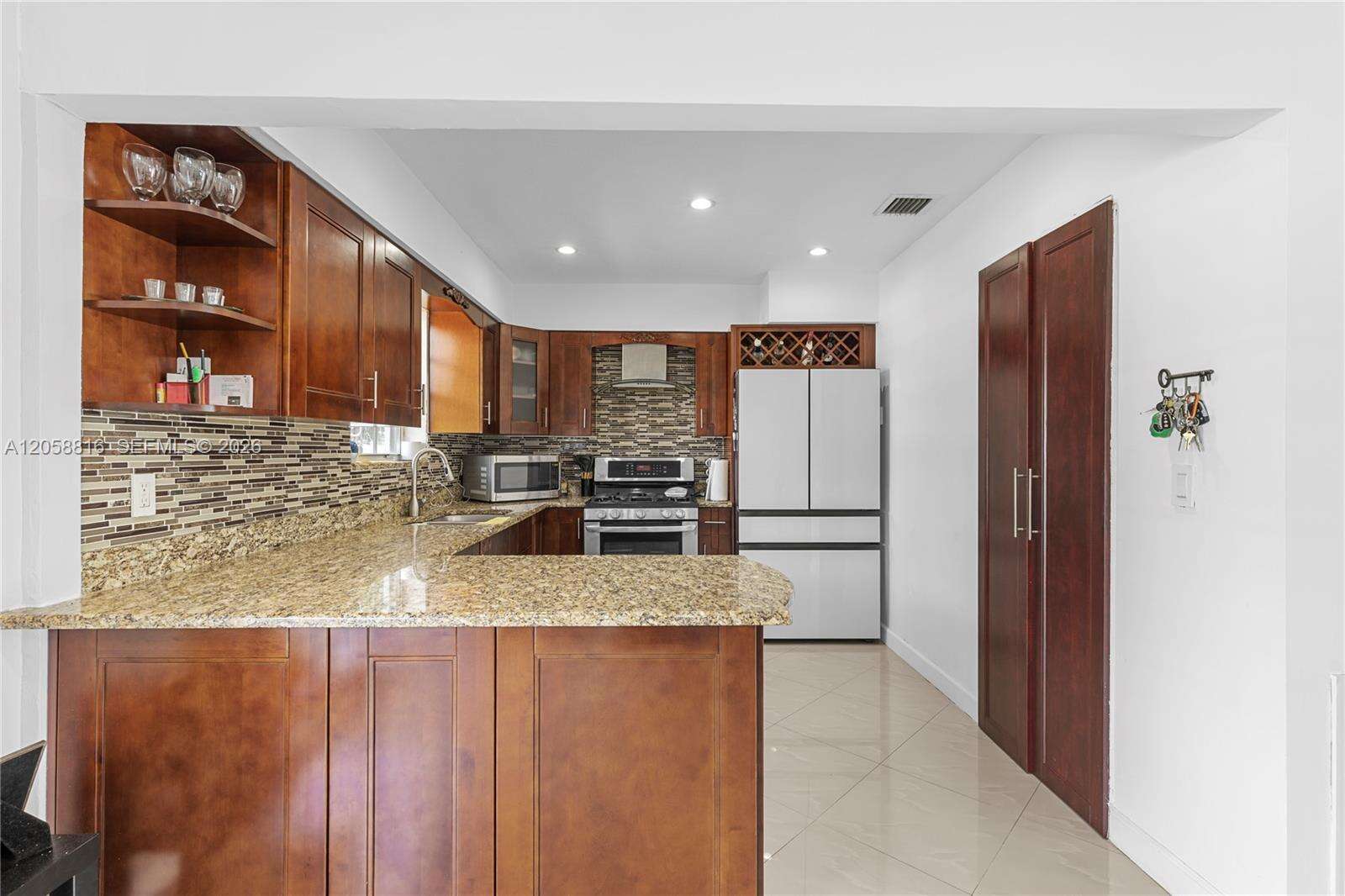 840 70th Way, Hollywood, FL 33024 - For Sale photo 11