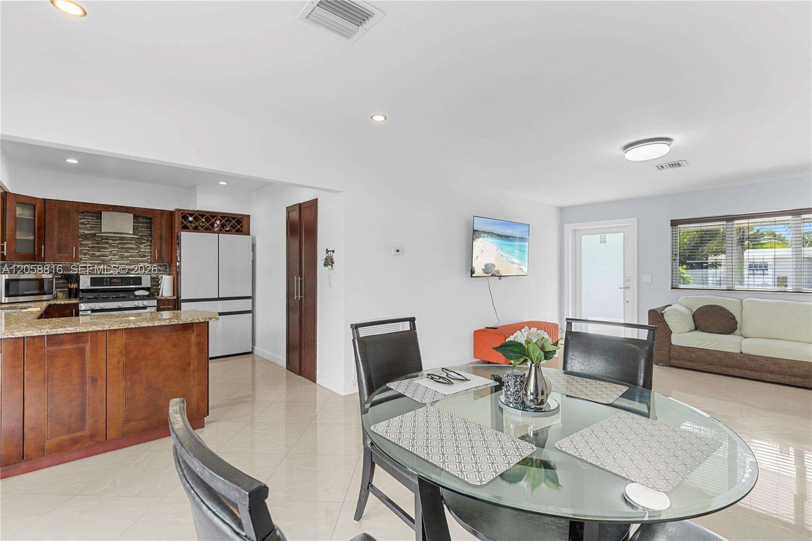 840 70th Way, Hollywood, FL 33024 - For Sale photo 10