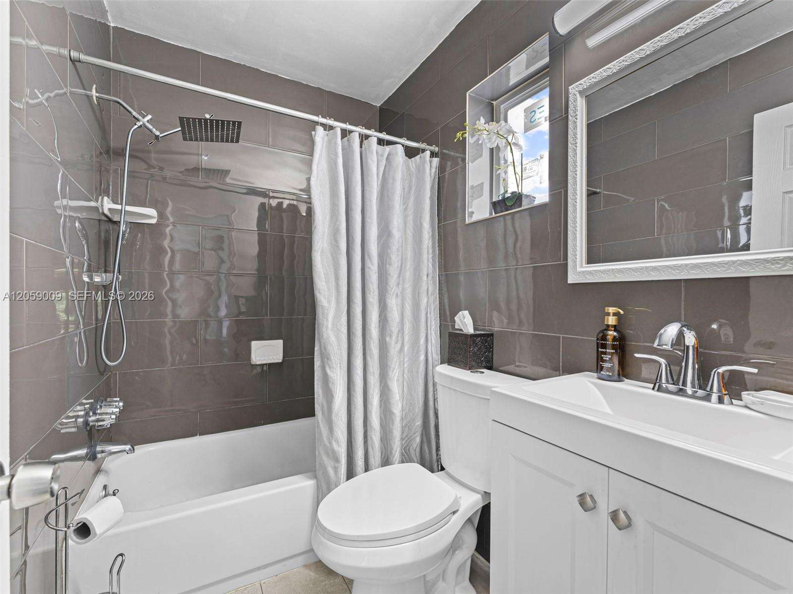 6721 Allen St, Hollywood, FL 33024 - Pending Sale photo 16
