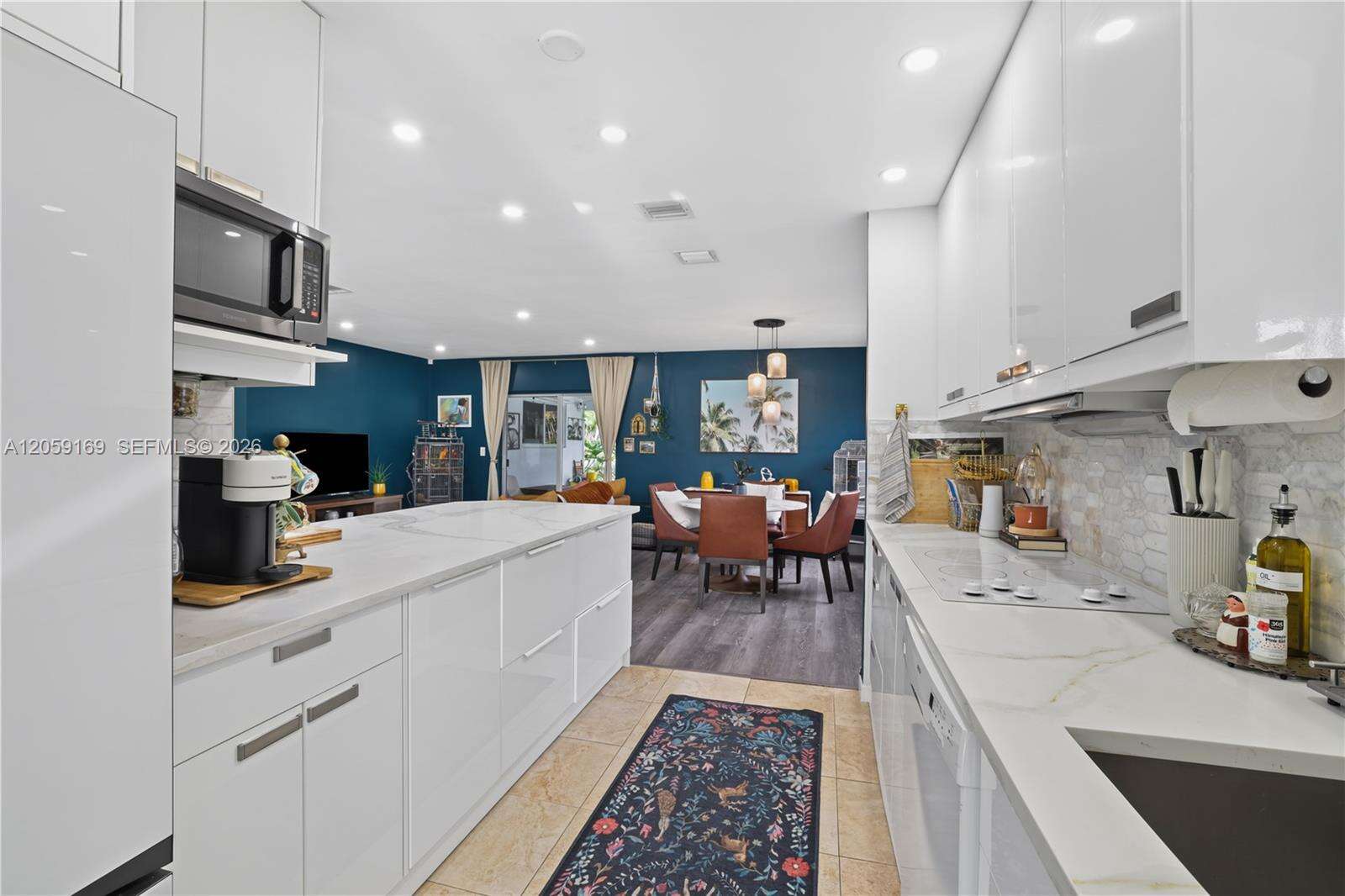 Hallandale Beach, FL 33009 - For Sale photo 7