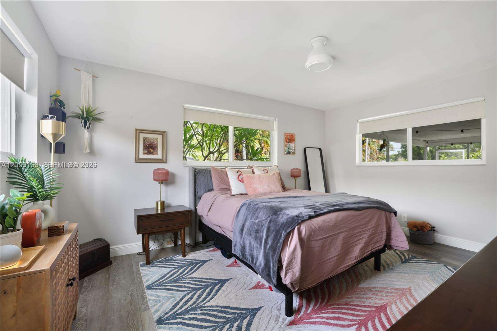 Hallandale Beach, FL 33009 - For Sale photo 8