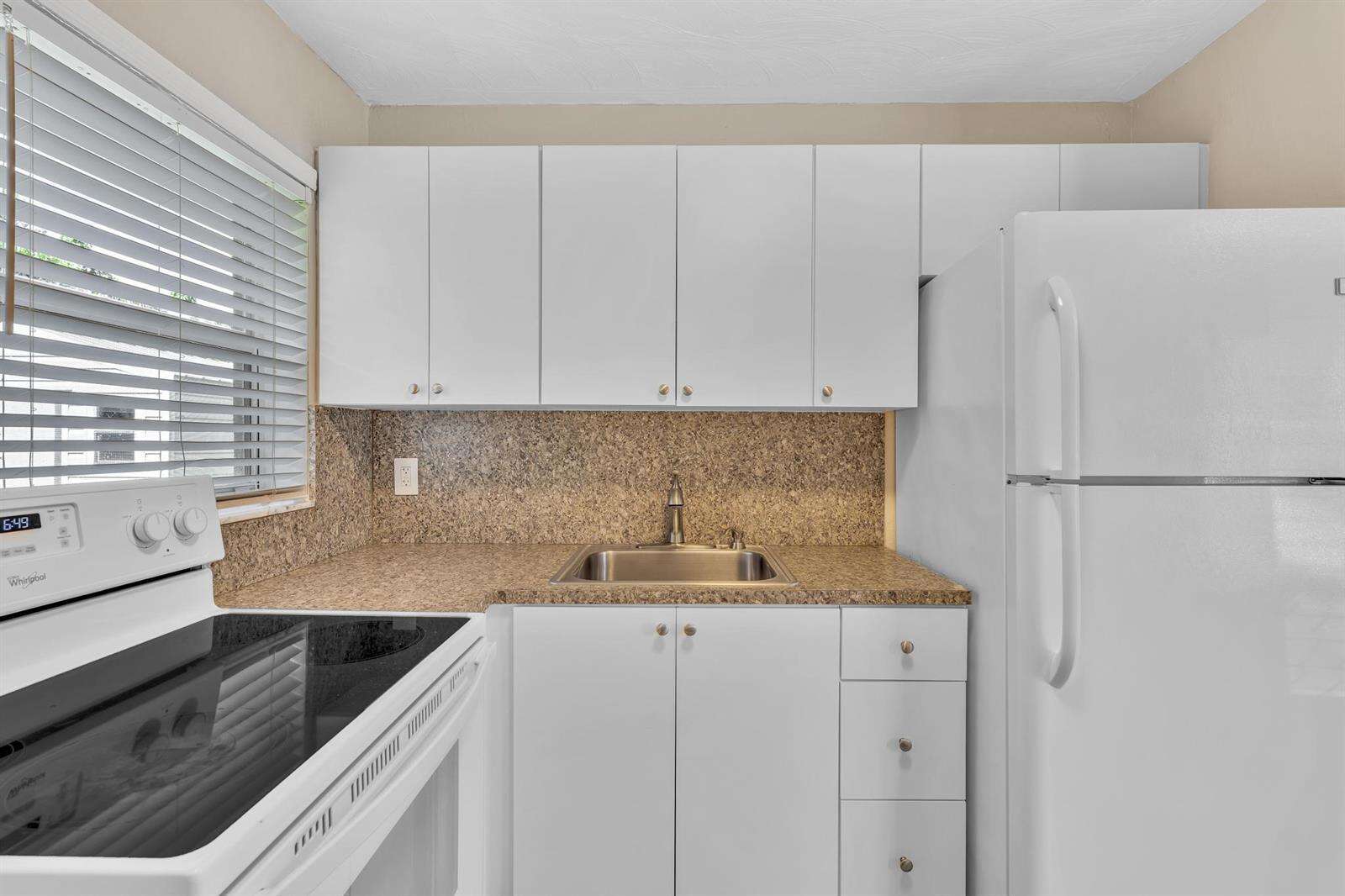 5026 21st, West Park, FL 33023 - For Sale photo 18