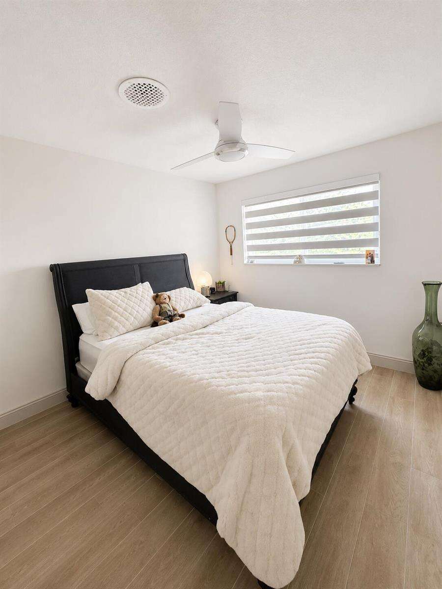 412 24th, Hollywood, FL 33020 - Pending Sale photo 8