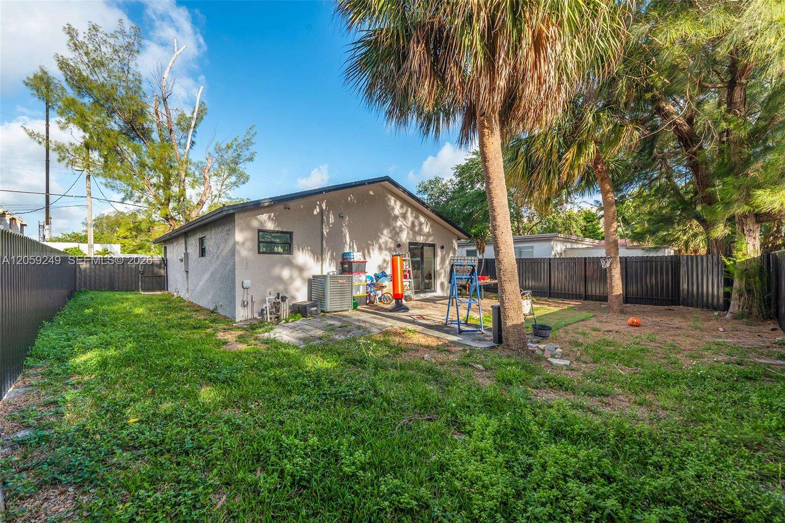 309 3rd Ave, Hallandale Beach, FL 33009 - For Sale photo 24