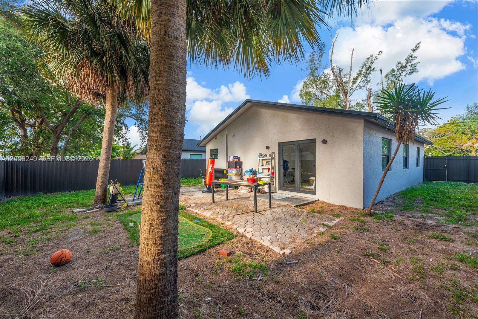 309 3rd Ave, Hallandale Beach, FL 33009 - For Sale photo 26