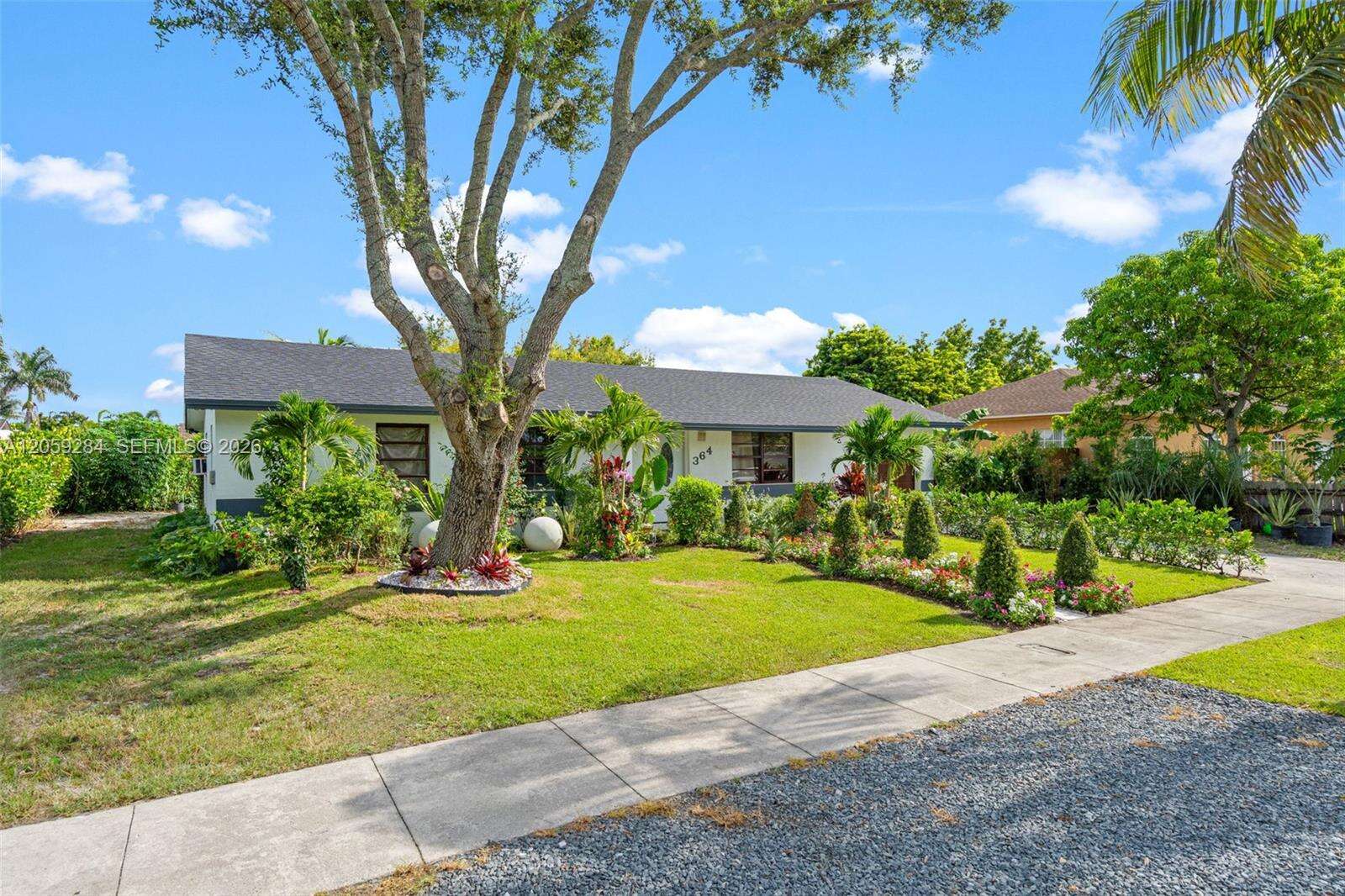 364 17th Ct, Homestead, FL 33030 - For Sale photo 3