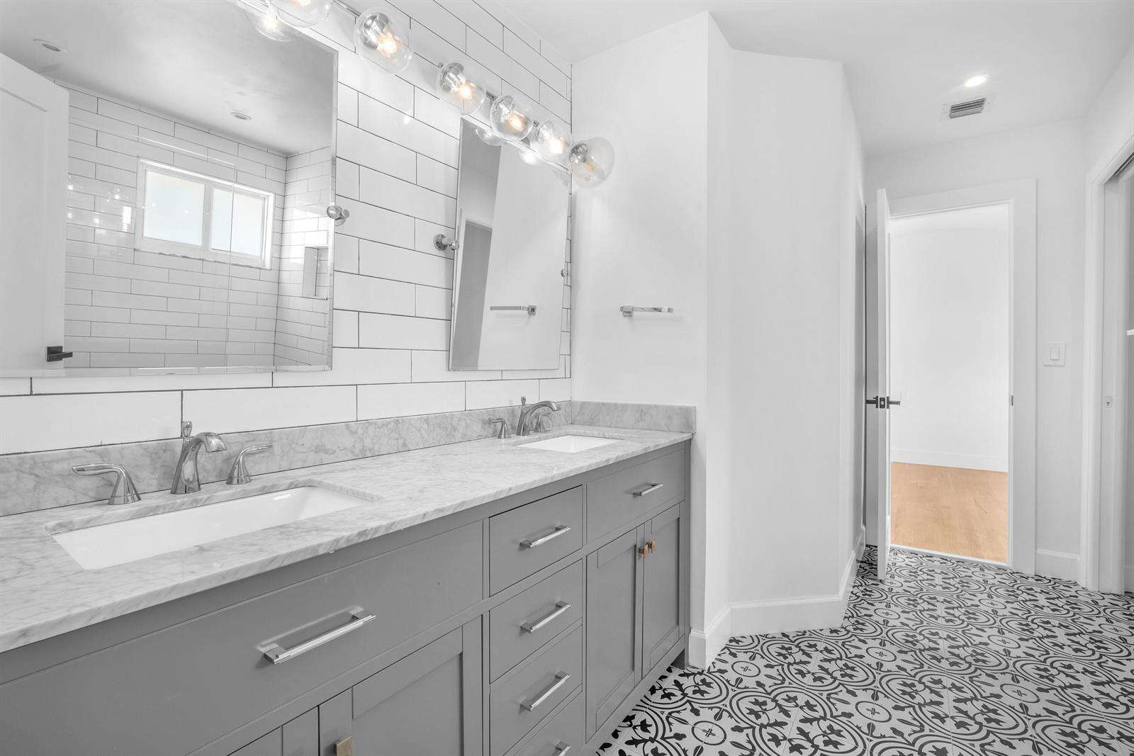 3161 36th, Hollywood, FL 33021 - For Sale photo 35