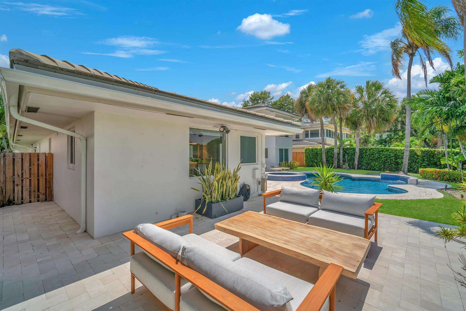 3161 36th, Hollywood, FL 33021 - For Sale photo 46