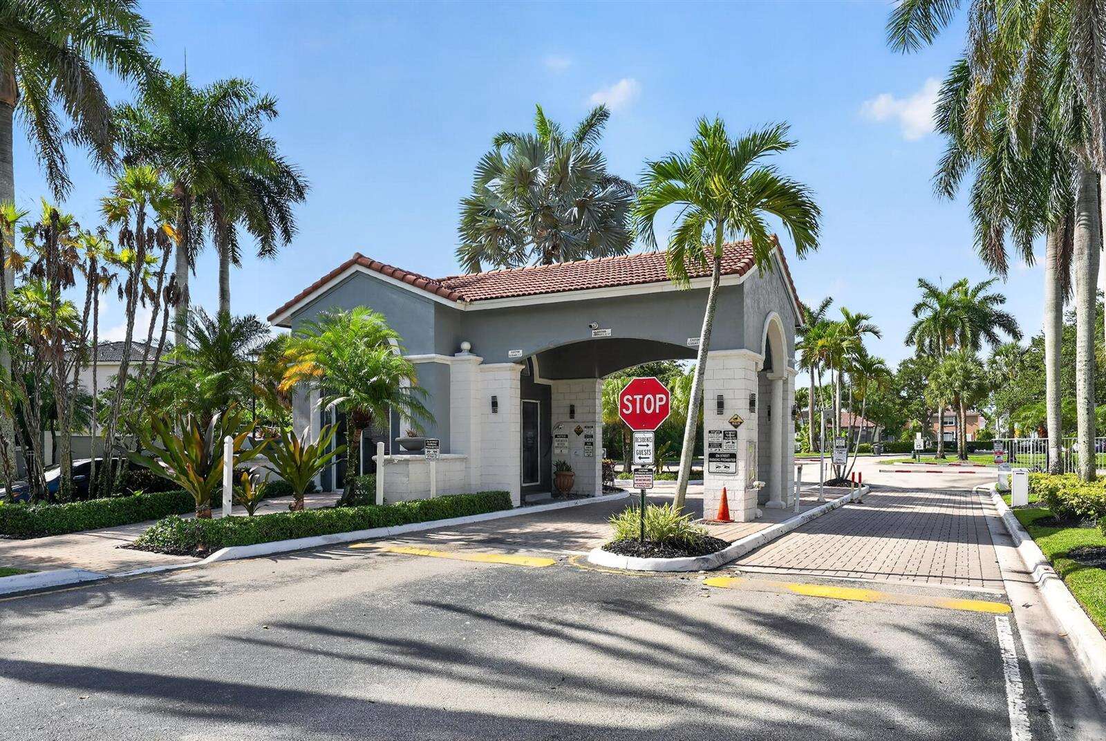 5287 38th, Fort Lauderdale, FL 33312 - For Sale photo 5