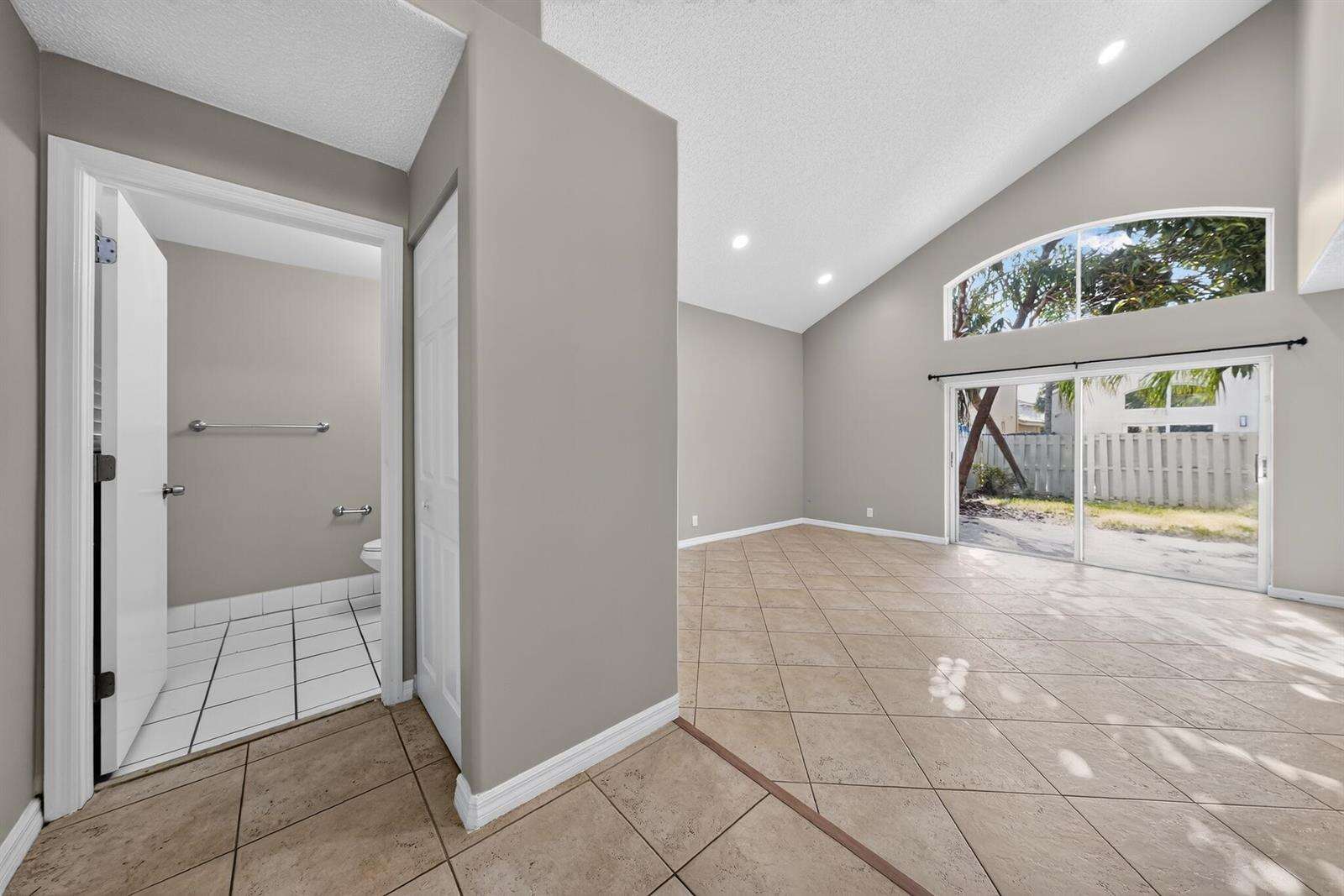 5287 38th, Fort Lauderdale, FL 33312 - For Sale photo 7