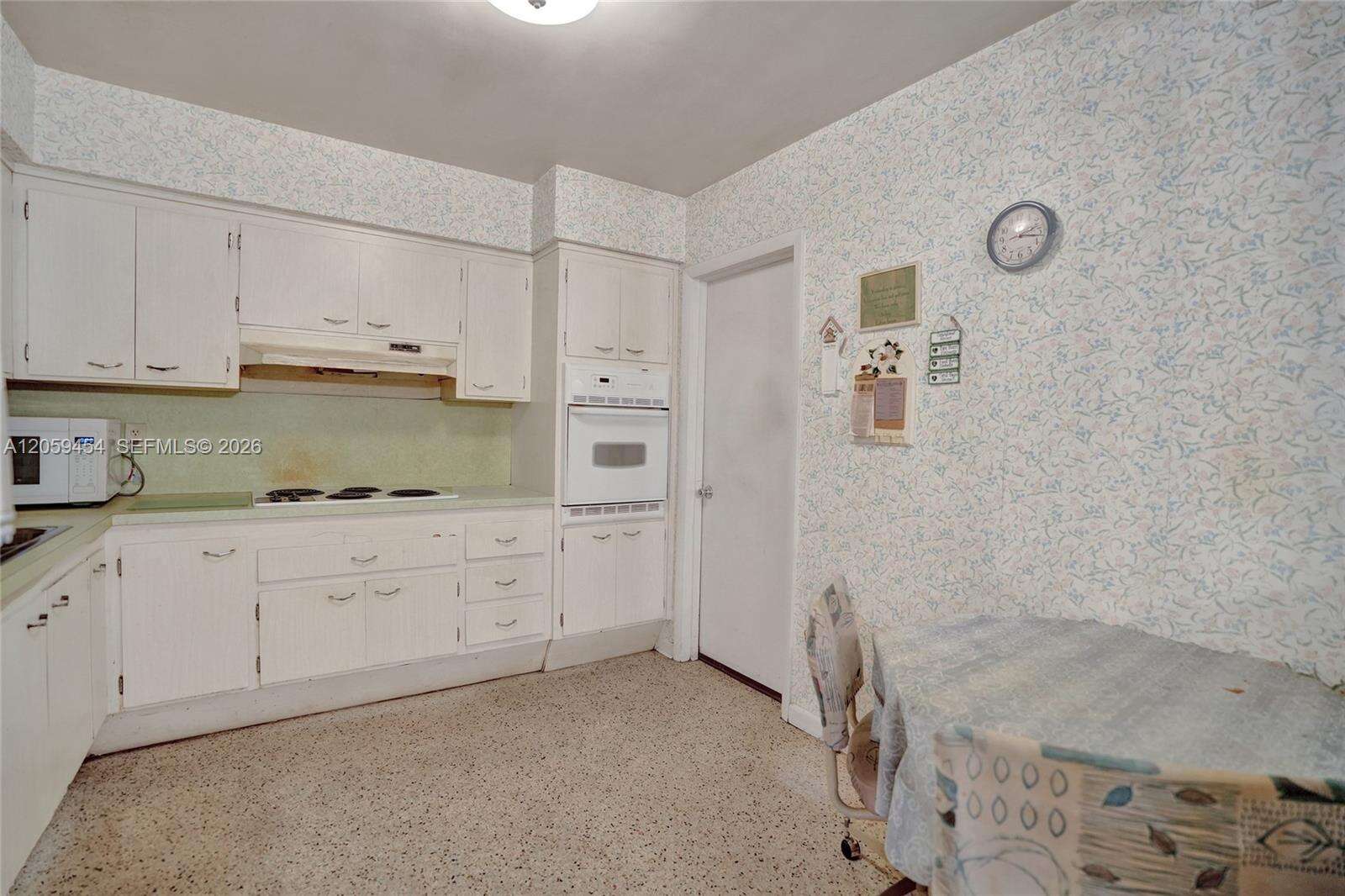 420 71st Way, Pembroke Pines, FL 33023 - For Sale photo 14