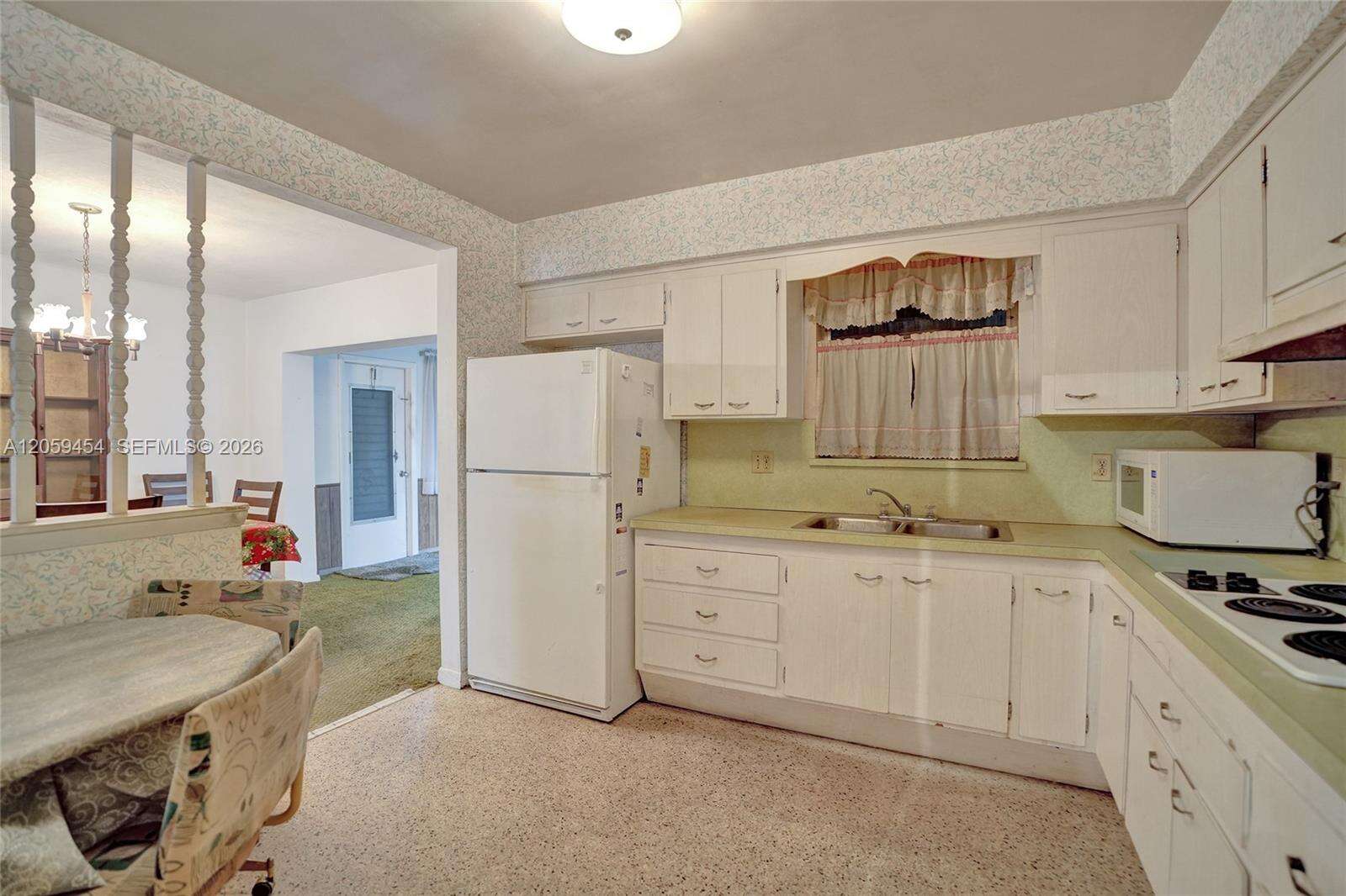 420 71st Way, Pembroke Pines, FL 33023 - For Sale photo 17