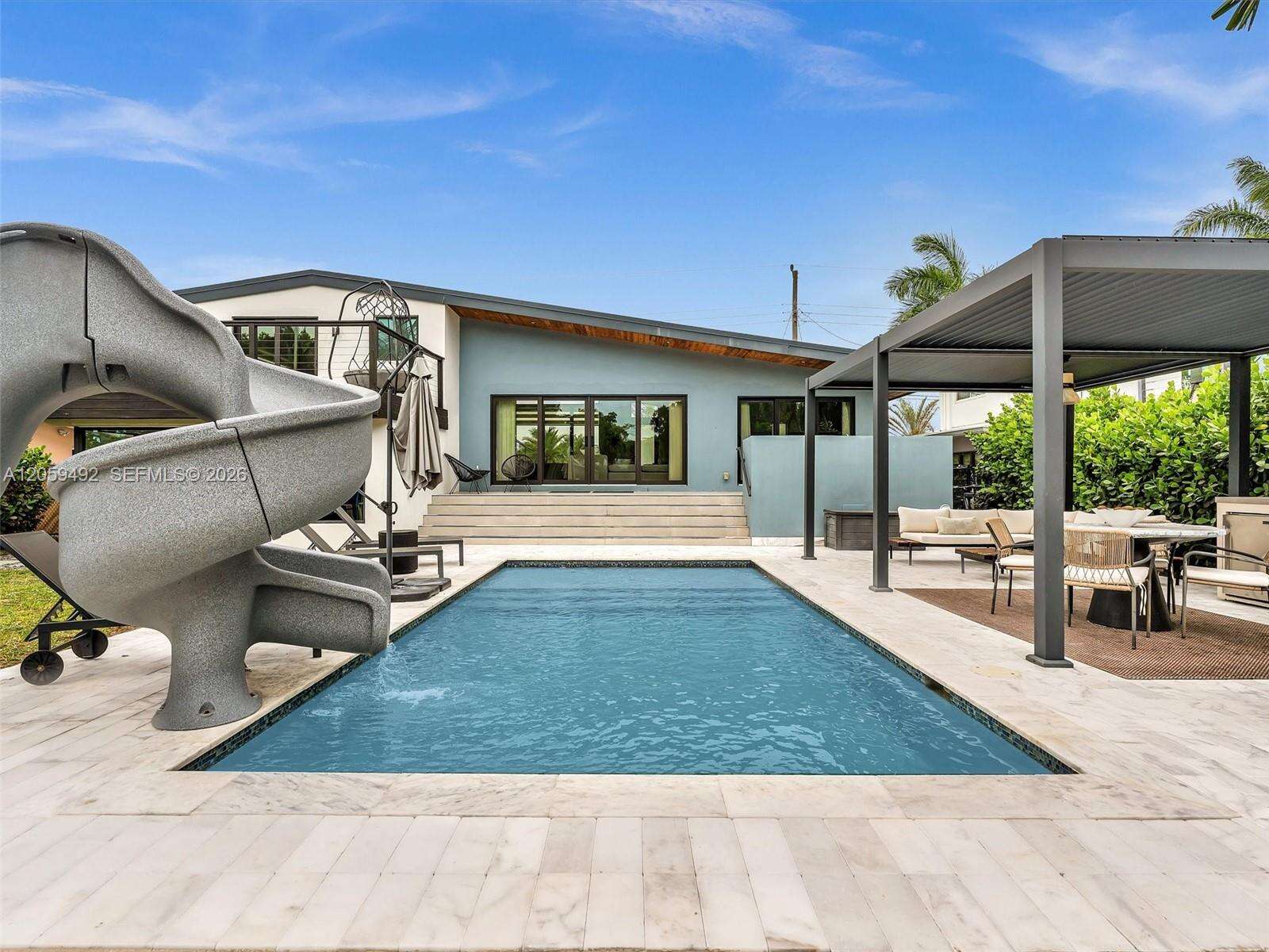 2448 Okeechobee Ln, Fort Lauderdale, FL 33312 - For Sale photo 3