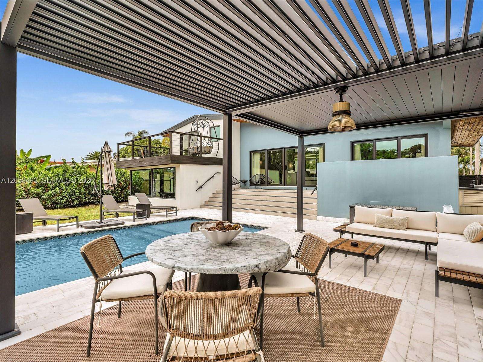 2448 Okeechobee Ln, Fort Lauderdale, FL 33312 - For Sale photo 6