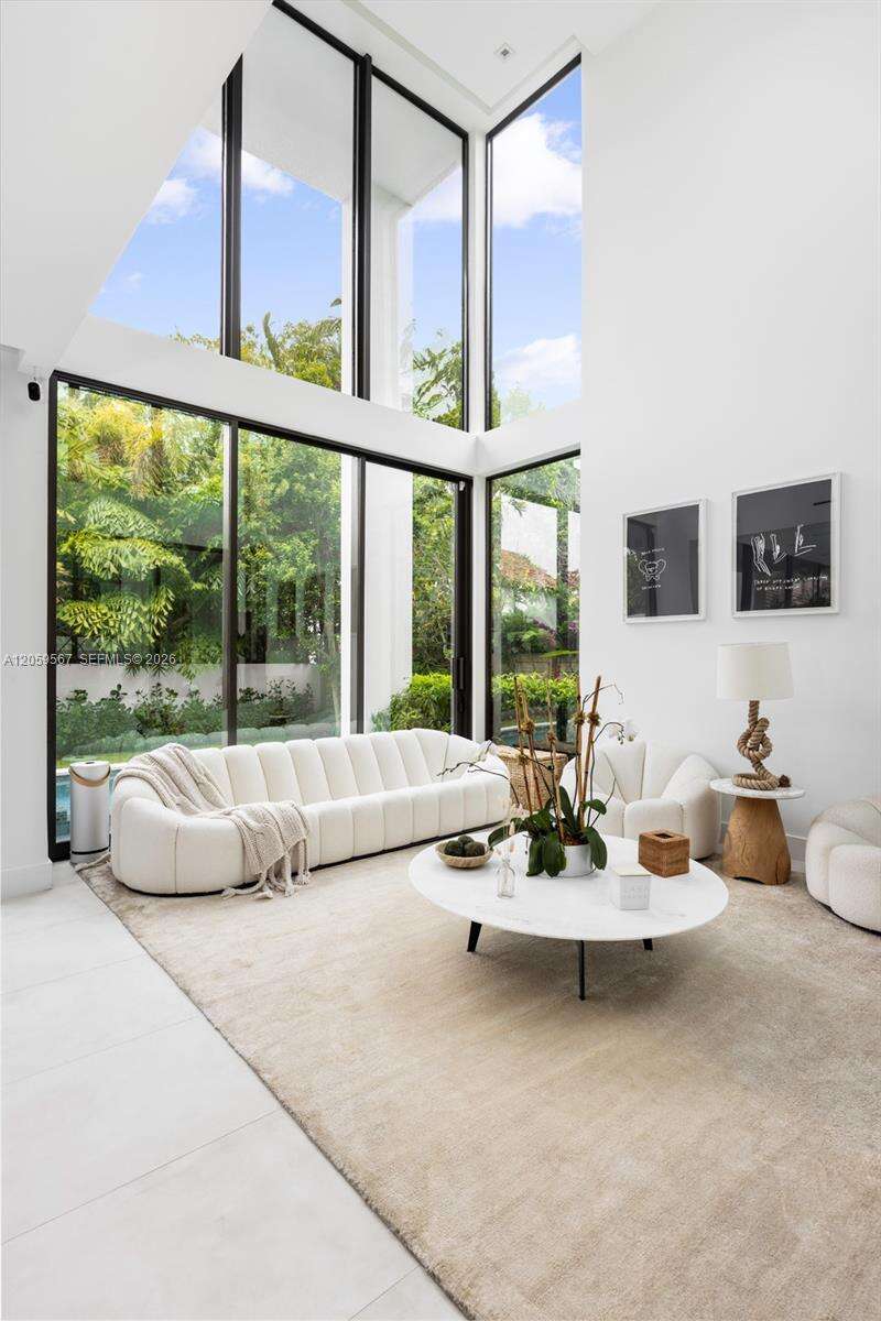 5630 Pine Tree Dr, Miami Beach, FL 33140 - For Sale photo 4