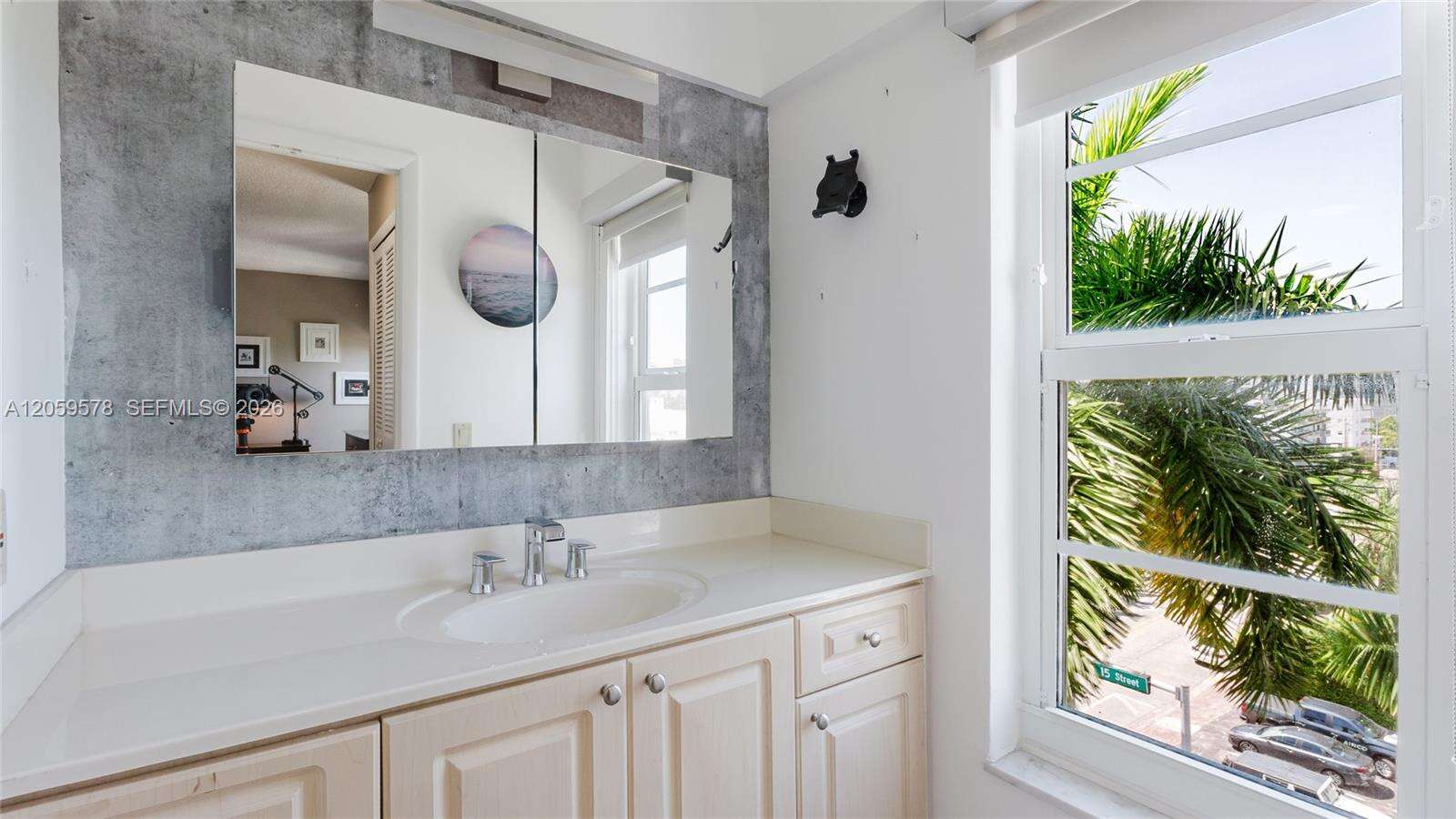Miami Beach, FL 33139 - For Sale photo 19