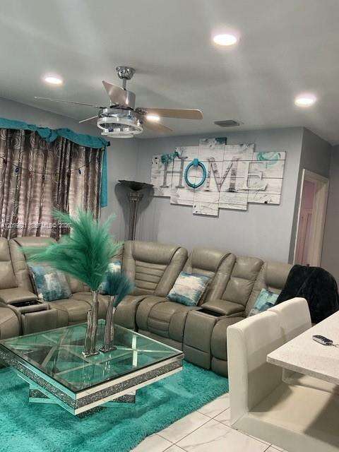 6404 Grant Ct, Hollywood, FL 33024 - For Sale photo 6
