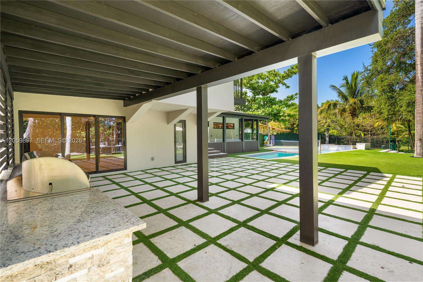 20001 25th Ave, Miami, FL 33180 - For Sale photo 105