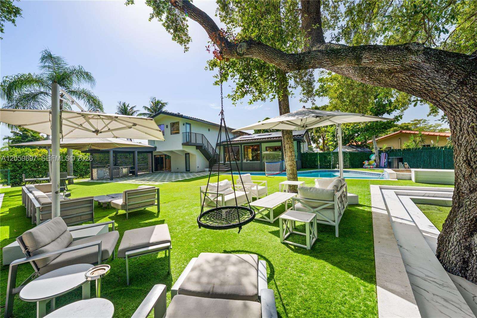 20001 25th Ave, Miami, FL 33180 - For Sale photo 9