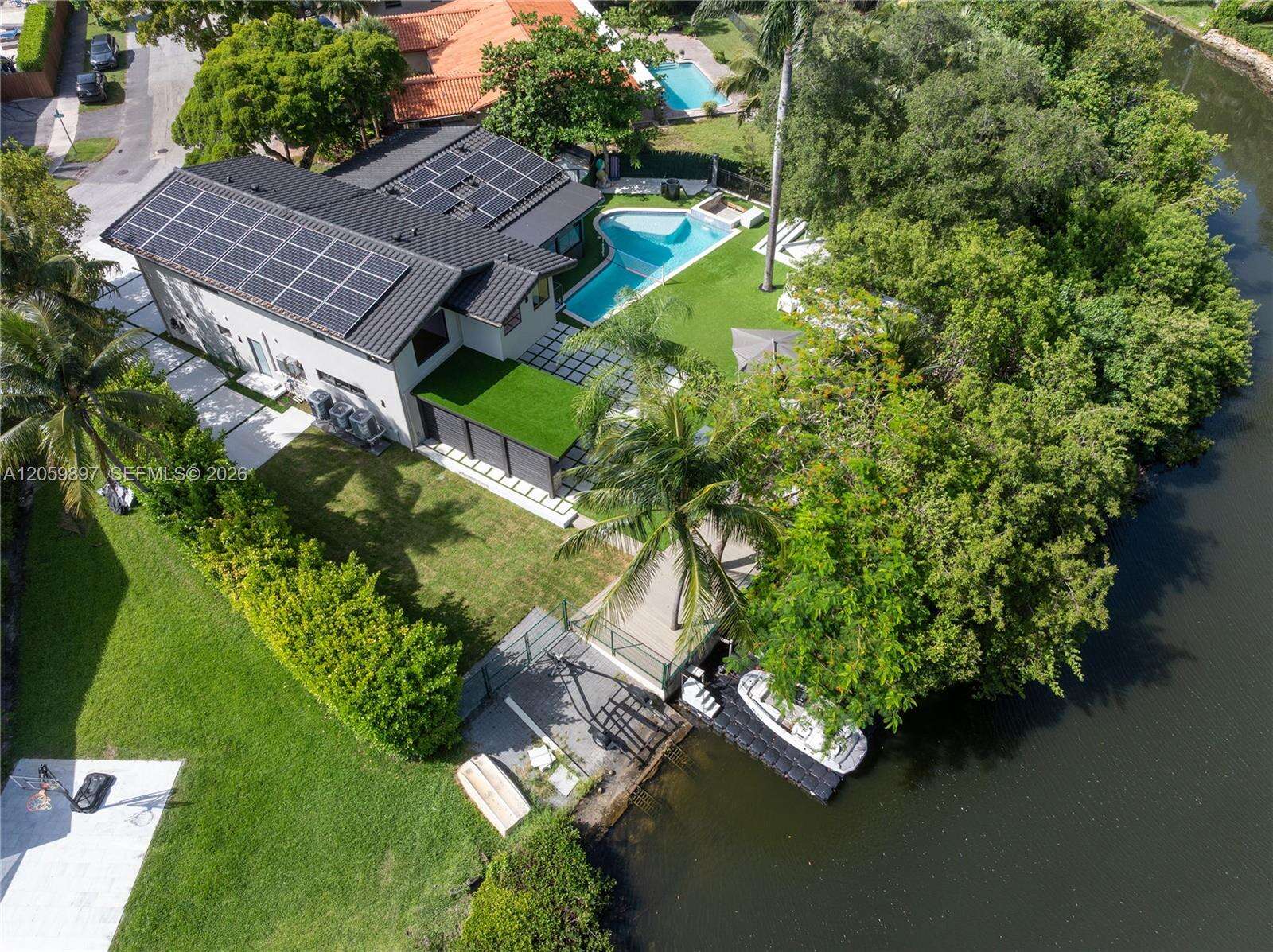 20001 25th Ave, Miami, FL 33180 - For Sale photo 98