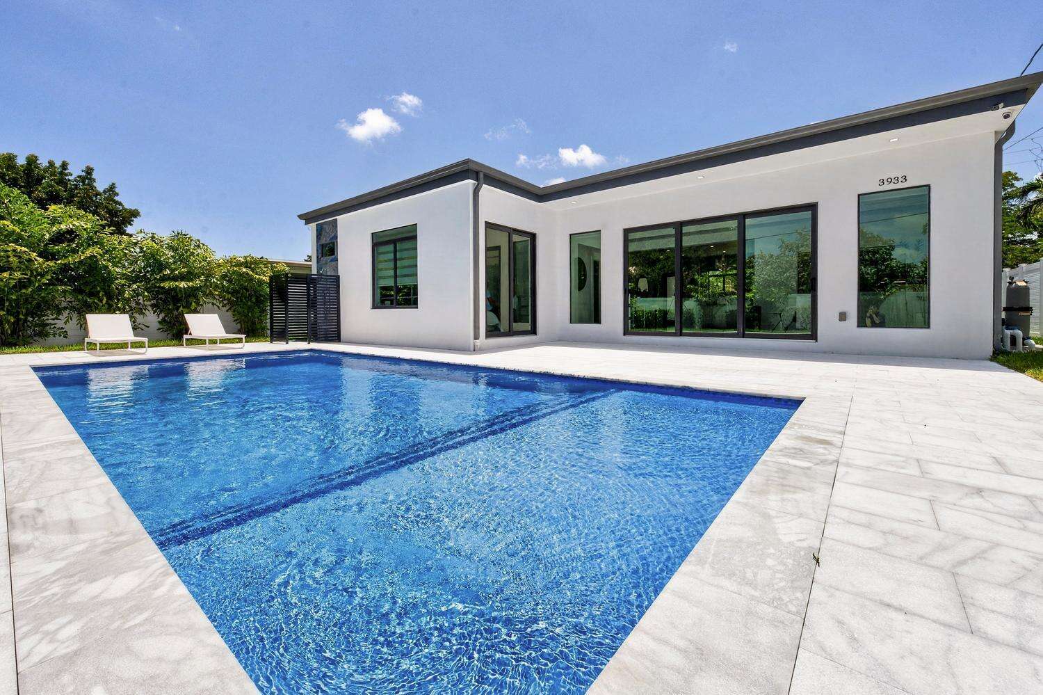3933 Washington, Hollywood, FL 33021 - For Sale photo 4