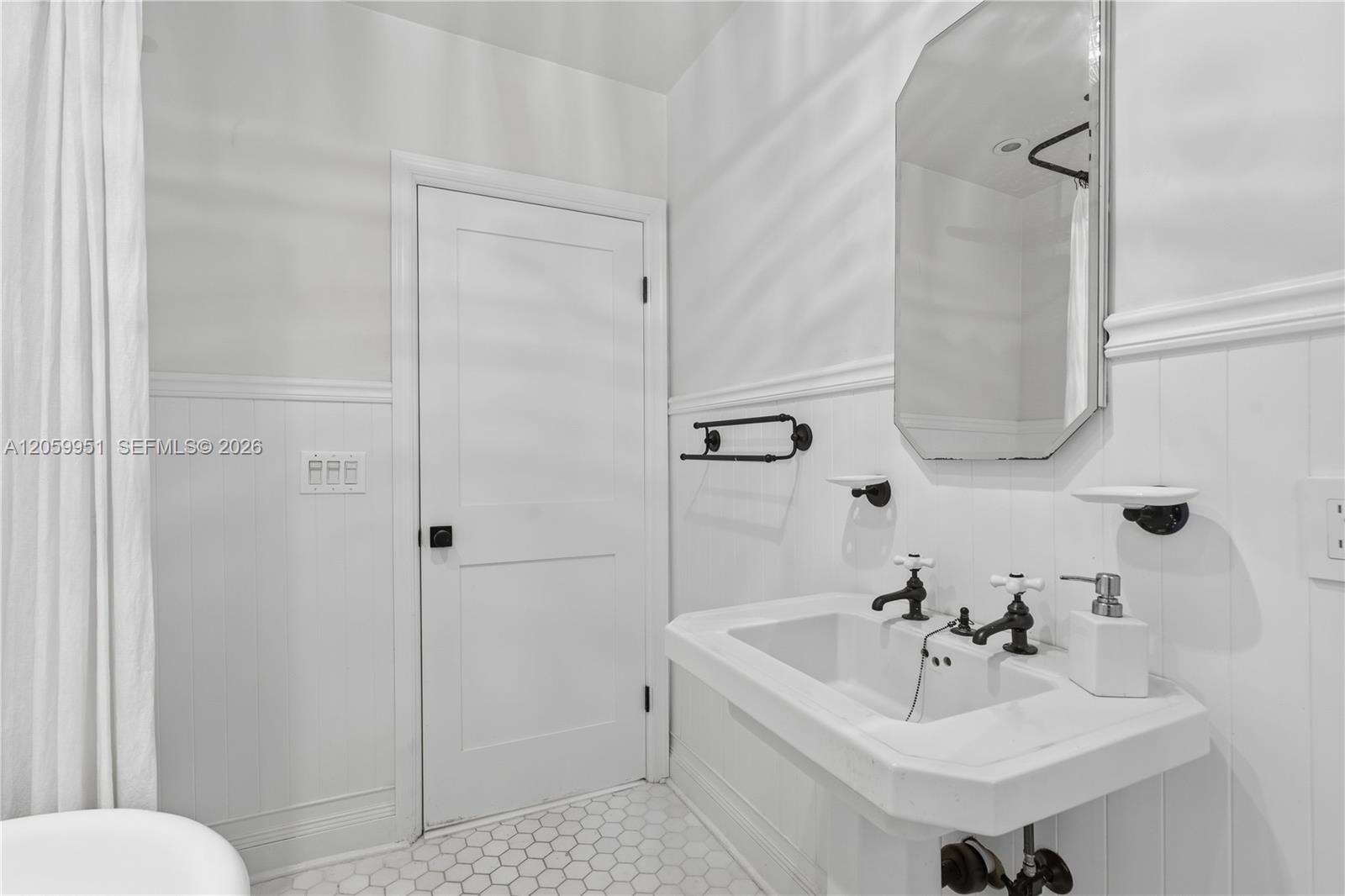 110 16th Ave, Hollywood, FL 33020 - For Sale photo 37