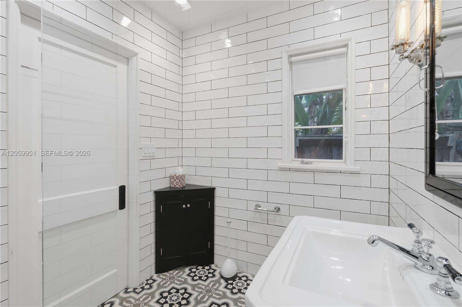 110 16th Ave, Hollywood, FL 33020 - For Sale photo 39