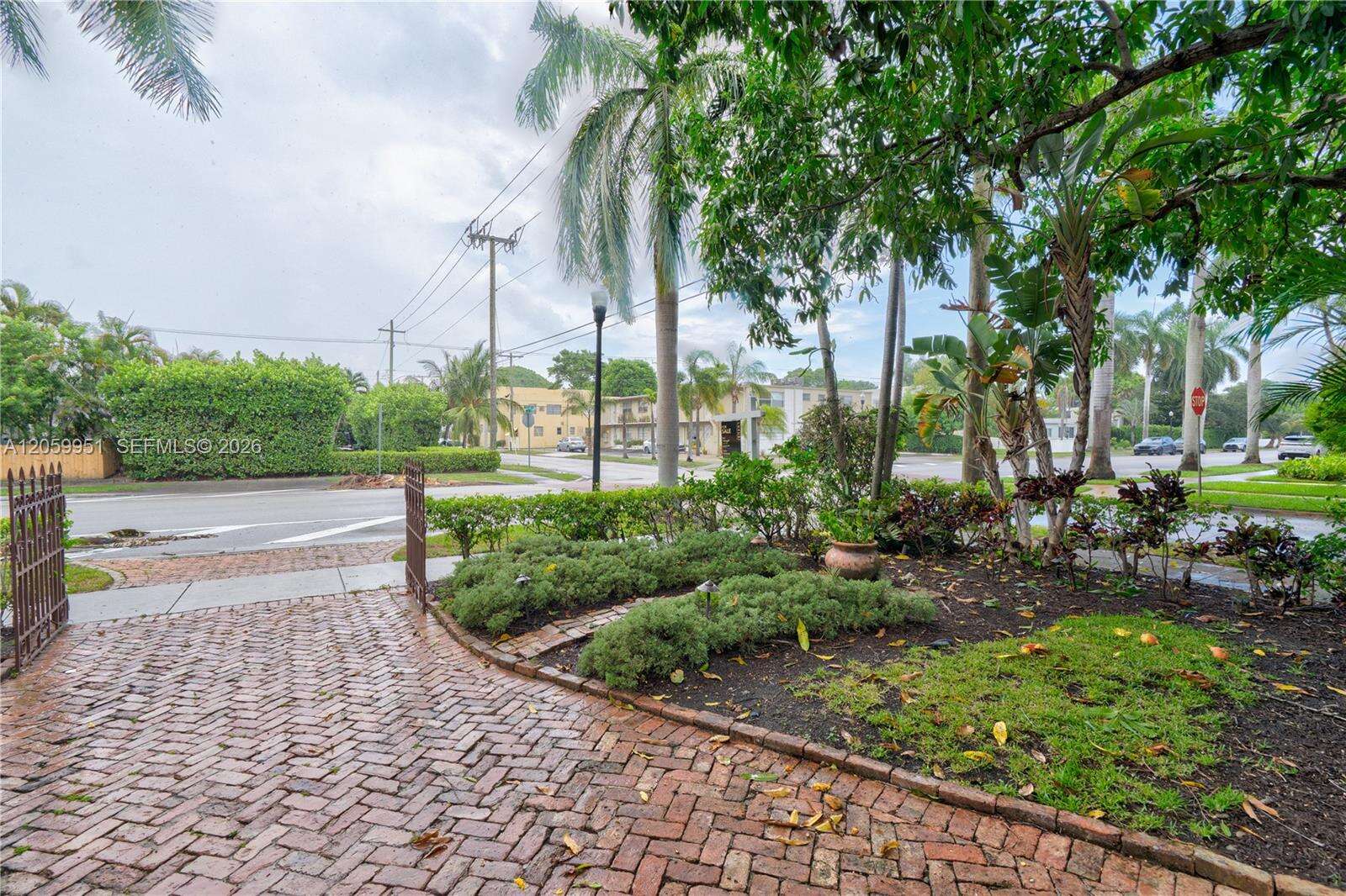 110 16th Ave, Hollywood, FL 33020 - For Sale photo 58