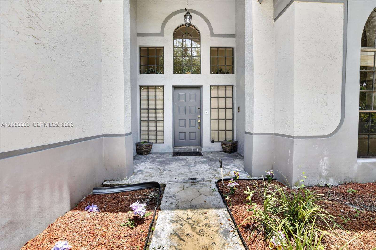 11584 Waterford Ct, Cooper City, FL 33026 - For Sale photo 2