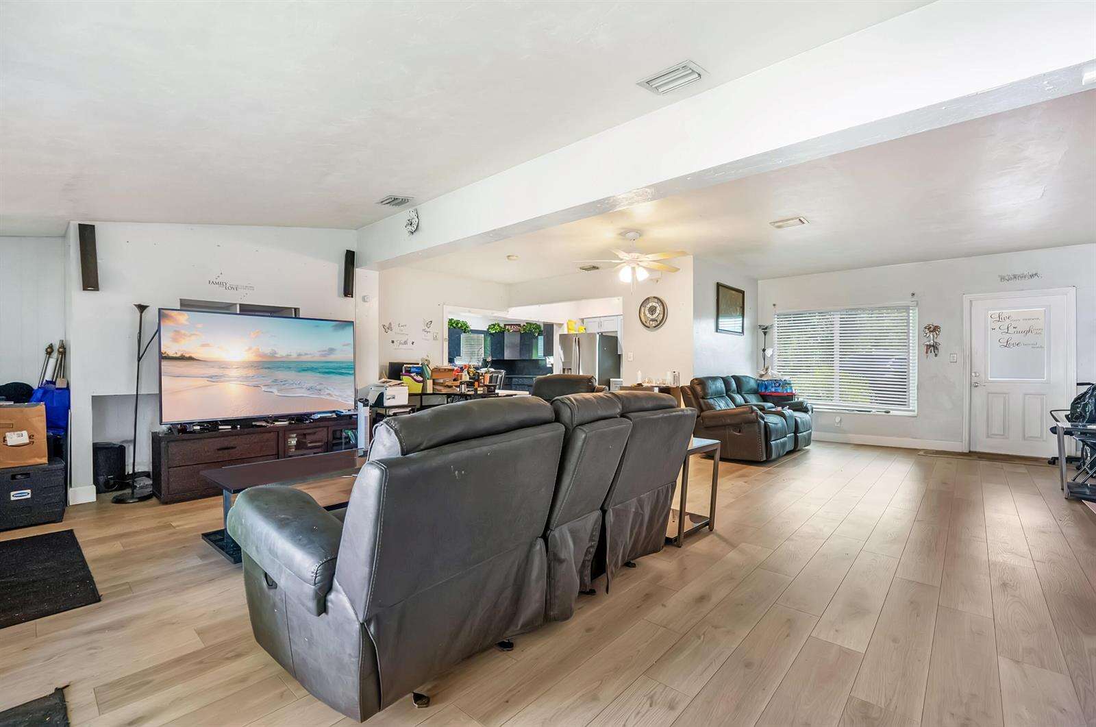 3250 Glendale, Fort Lauderdale, FL 33312 - For Sale photo 3