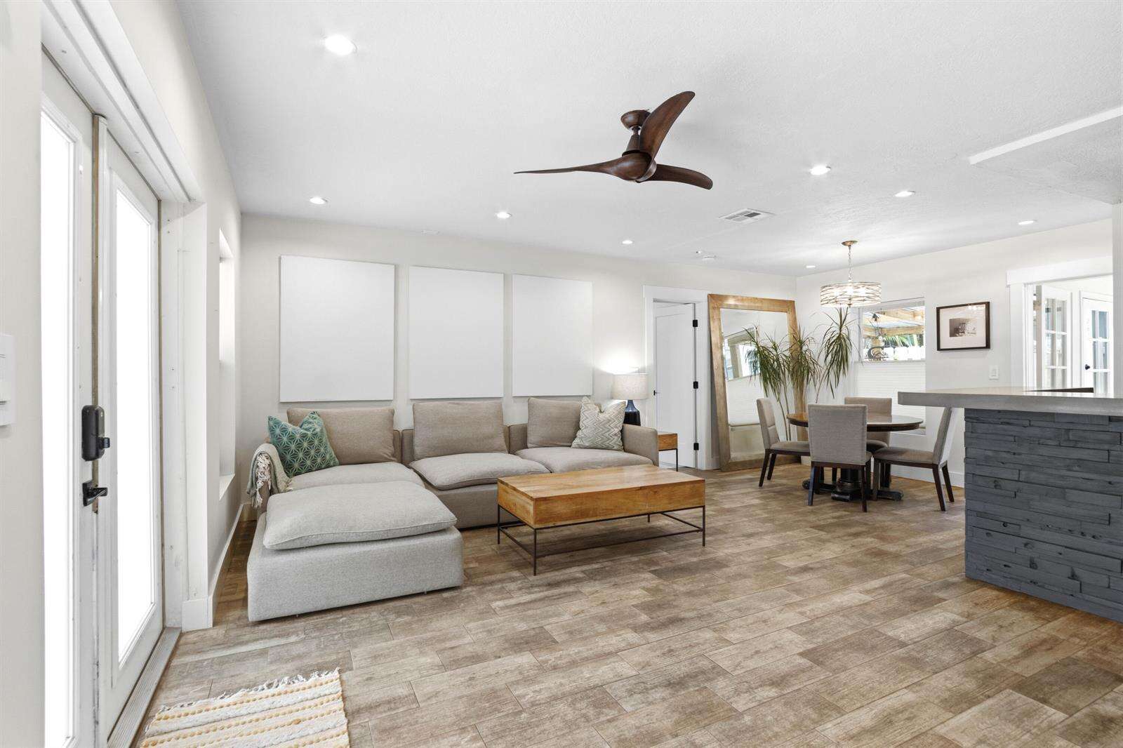 1400 17th, Fort Lauderdale, FL 33304 - For Sale photo 2