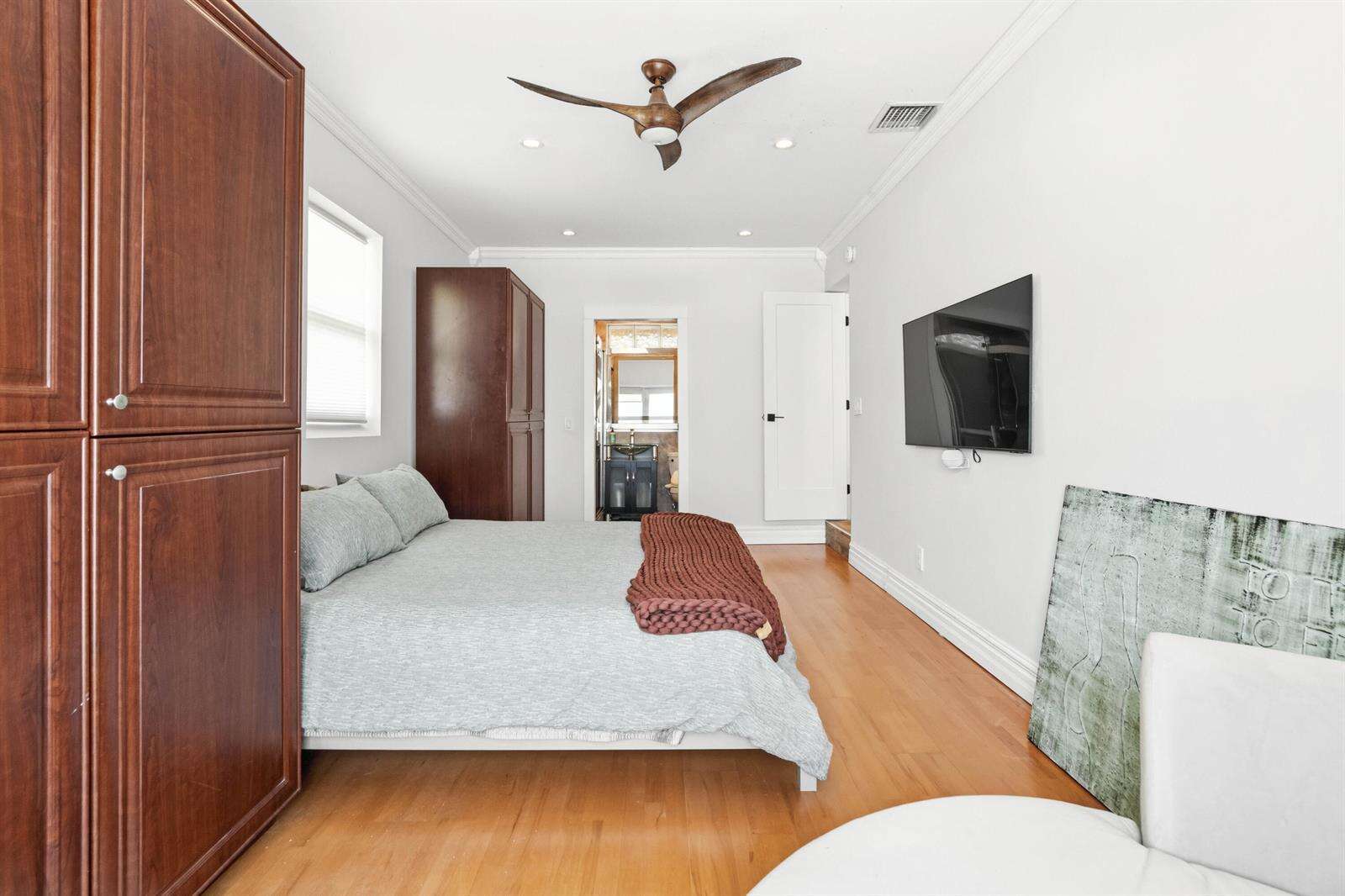 1400 17th, Fort Lauderdale, FL 33304 - For Sale photo 9