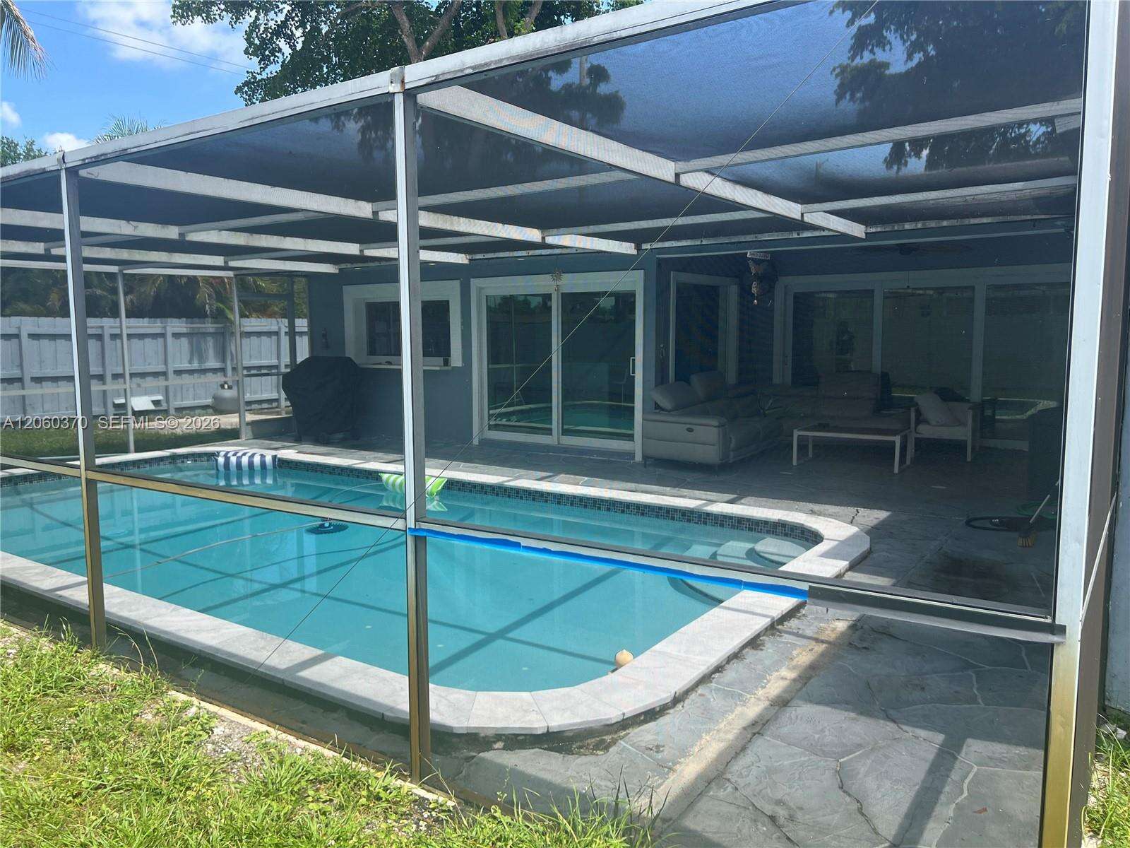 6398 33rd St, Miramar, FL 33023 - For Sale photo 23