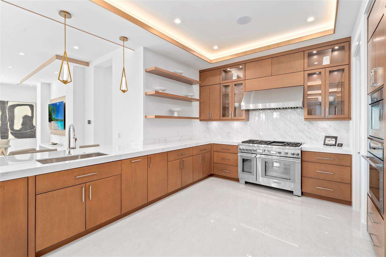 24 Fiesta, Fort Lauderdale, FL 33301 - For Sale photo 19