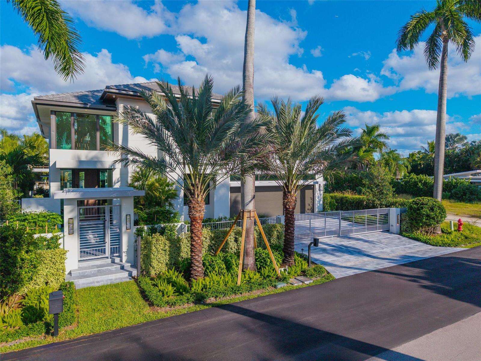 24 Fiesta, Fort Lauderdale, FL 33301 - For Sale photo 25