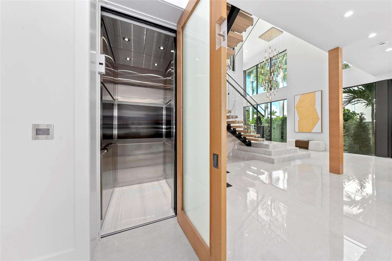 24 Fiesta, Fort Lauderdale, FL 33301 - For Sale photo 33