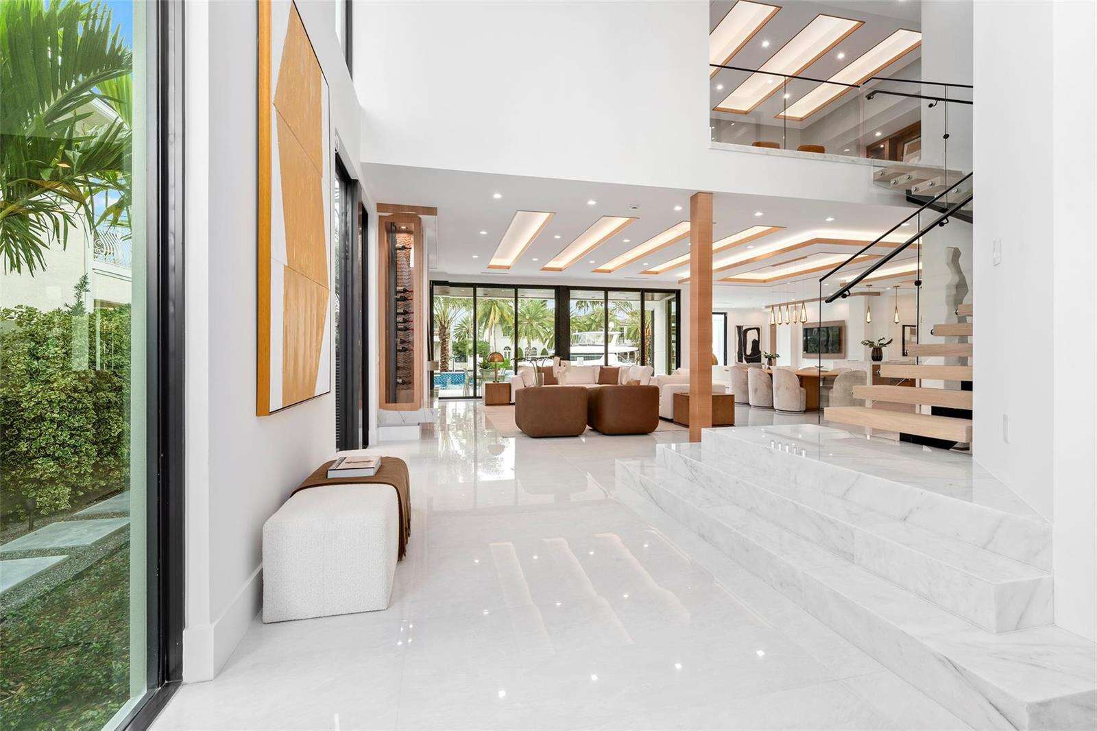 24 Fiesta, Fort Lauderdale, FL 33301 - For Sale photo 34