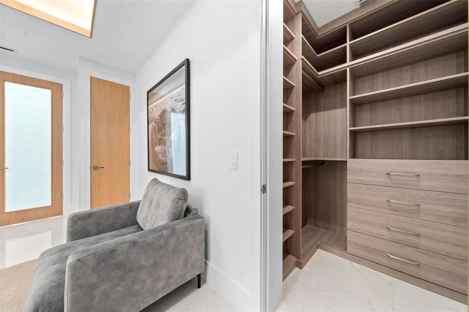 24 Fiesta, Fort Lauderdale, FL 33301 - For Sale photo 37