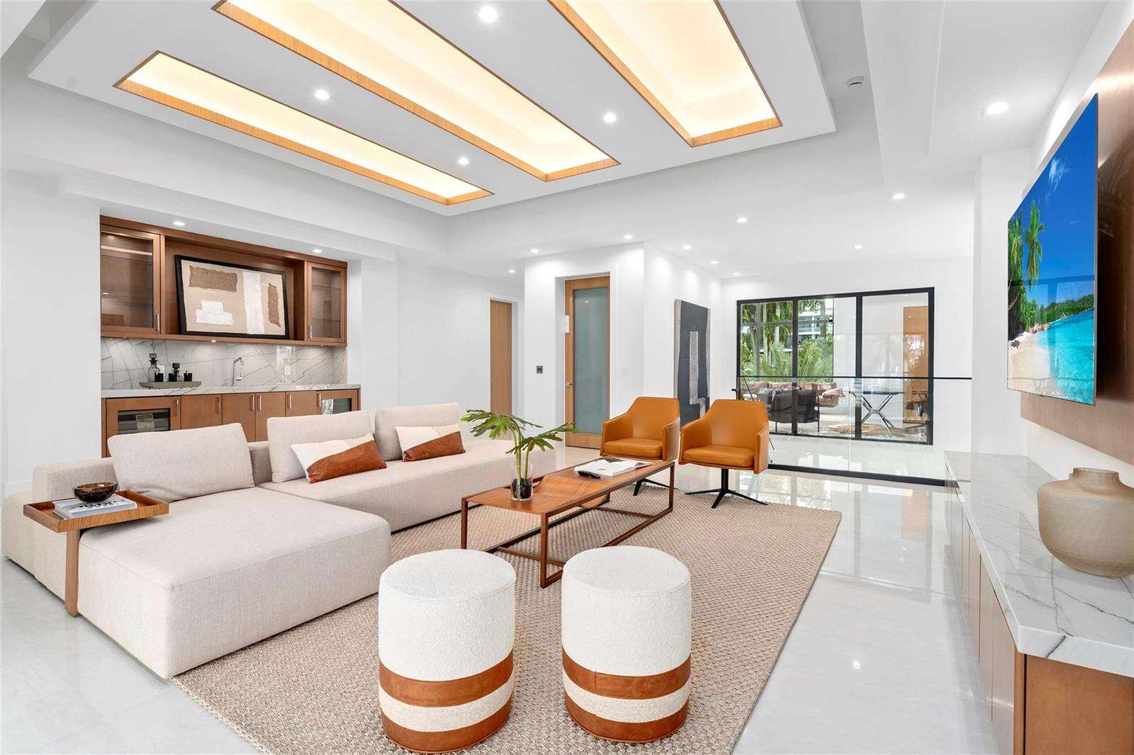 24 Fiesta, Fort Lauderdale, FL 33301 - For Sale photo 38