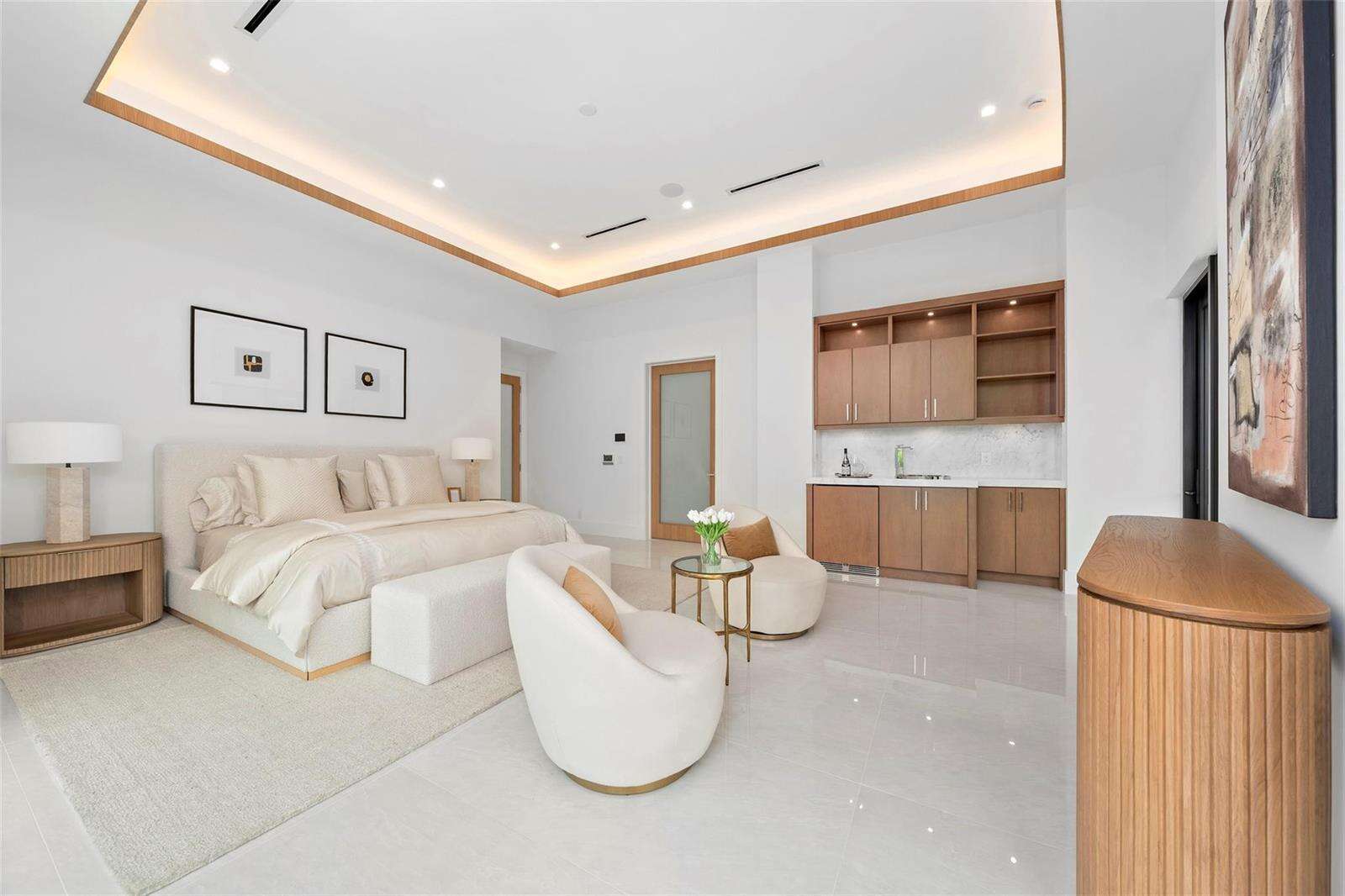 24 Fiesta, Fort Lauderdale, FL 33301 - For Sale photo 43