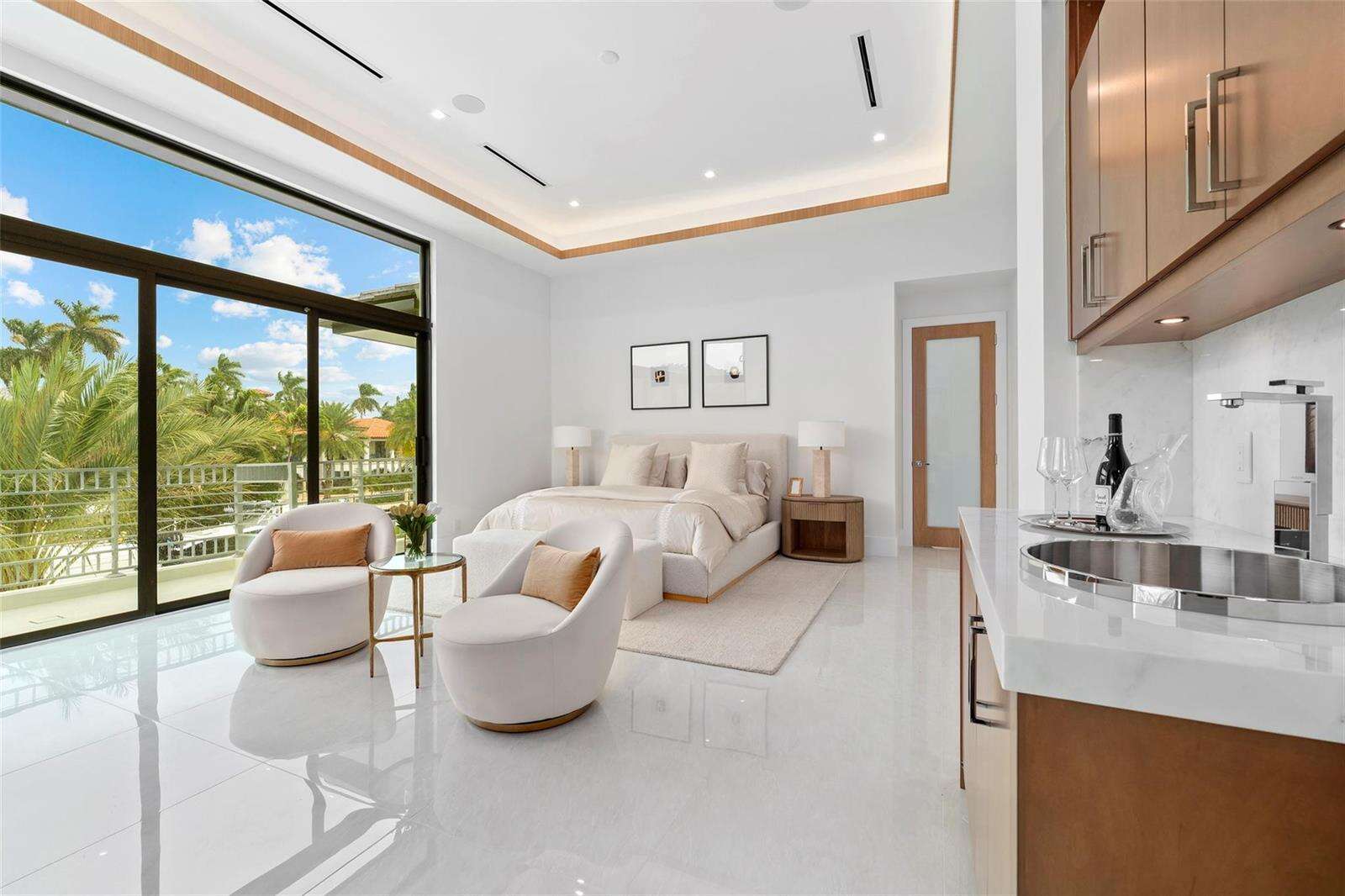 24 Fiesta, Fort Lauderdale, FL 33301 - For Sale photo 44