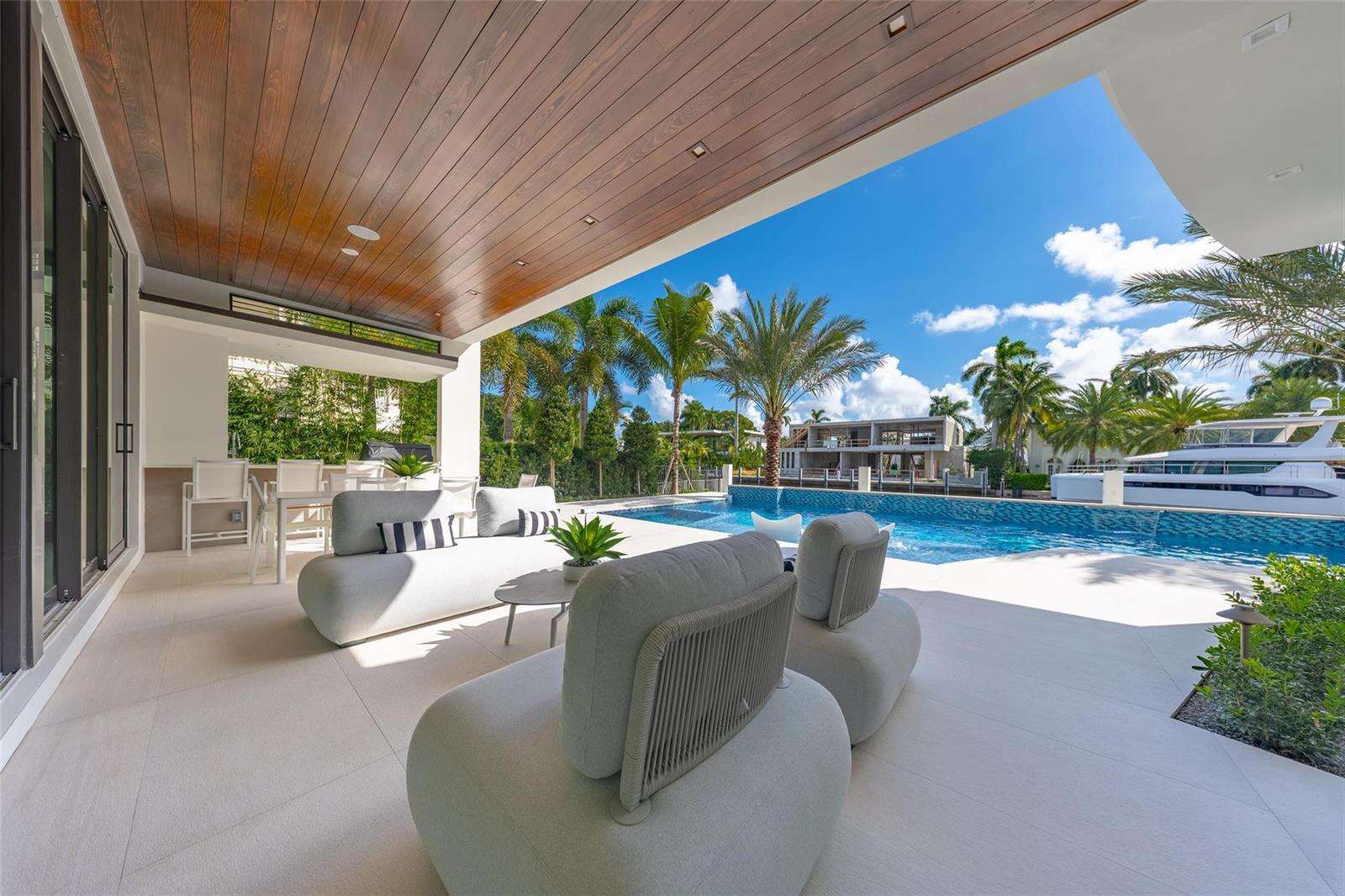 24 Fiesta, Fort Lauderdale, FL 33301 - For Sale photo 63